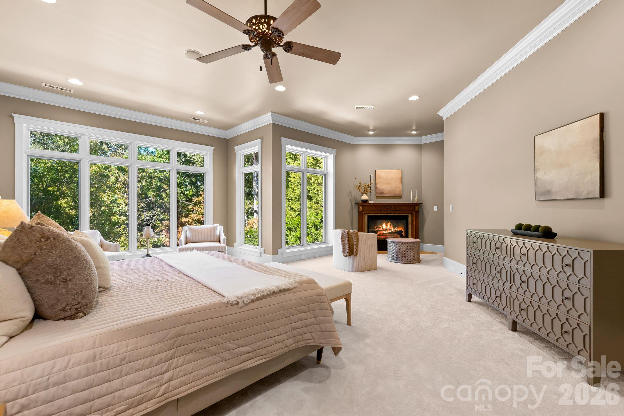 Single Family Residence at 14606 Jockeys Ridge Drive, Charlotte, photo 6 of 46