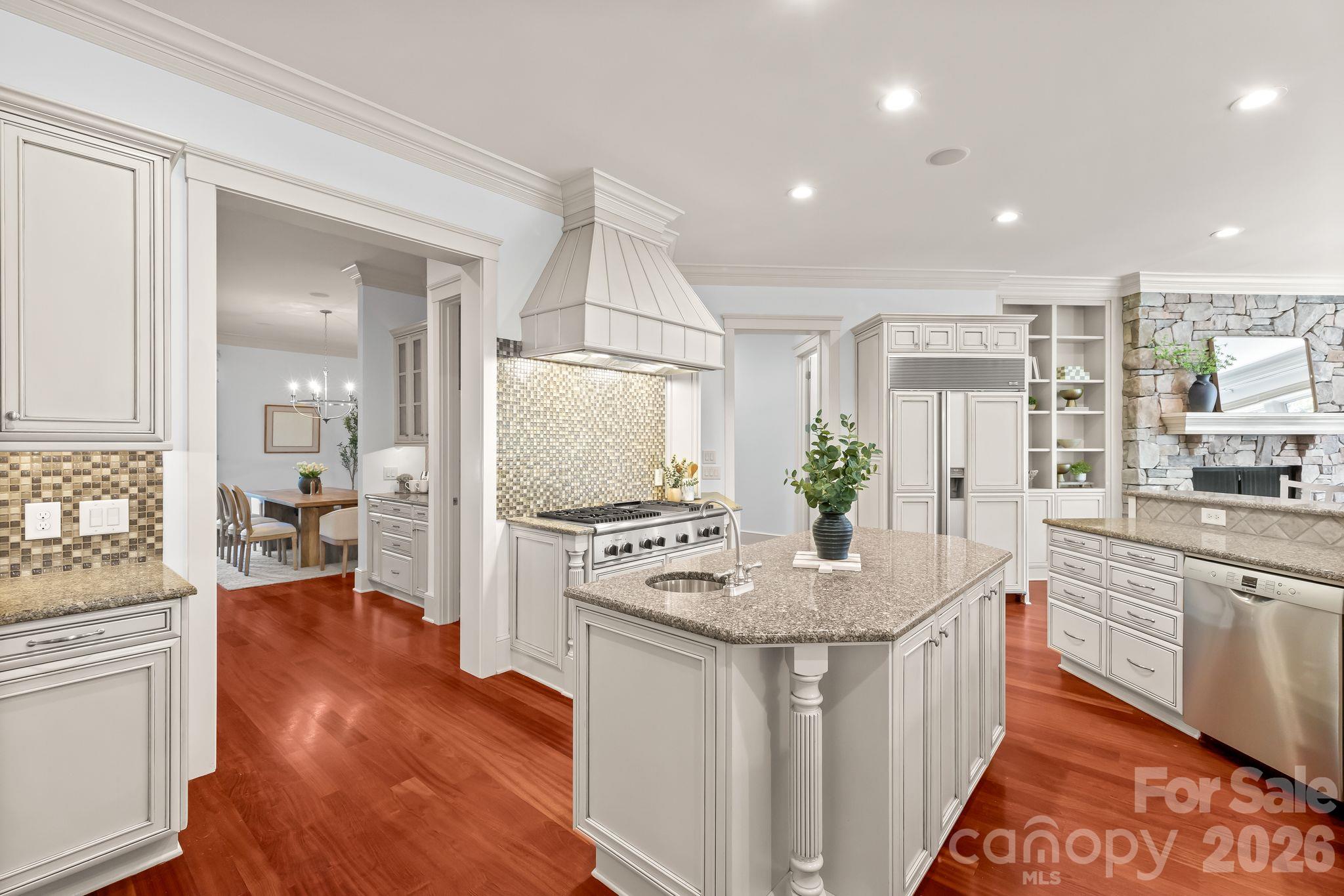 Single Family Residence at 14606 Jockeys Ridge Drive, Charlotte, photo 16 of 46