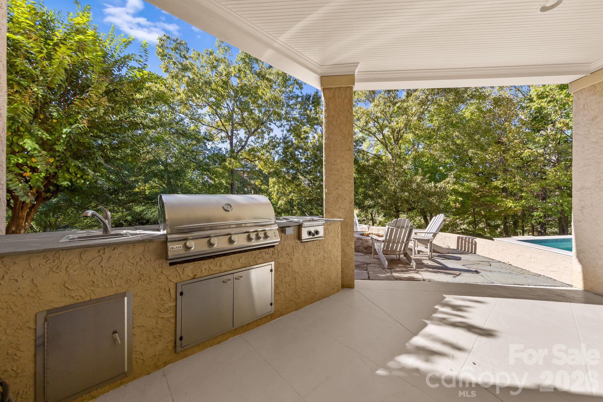 Single Family Residence at 14606 Jockeys Ridge Drive, Charlotte, photo 38 of 46