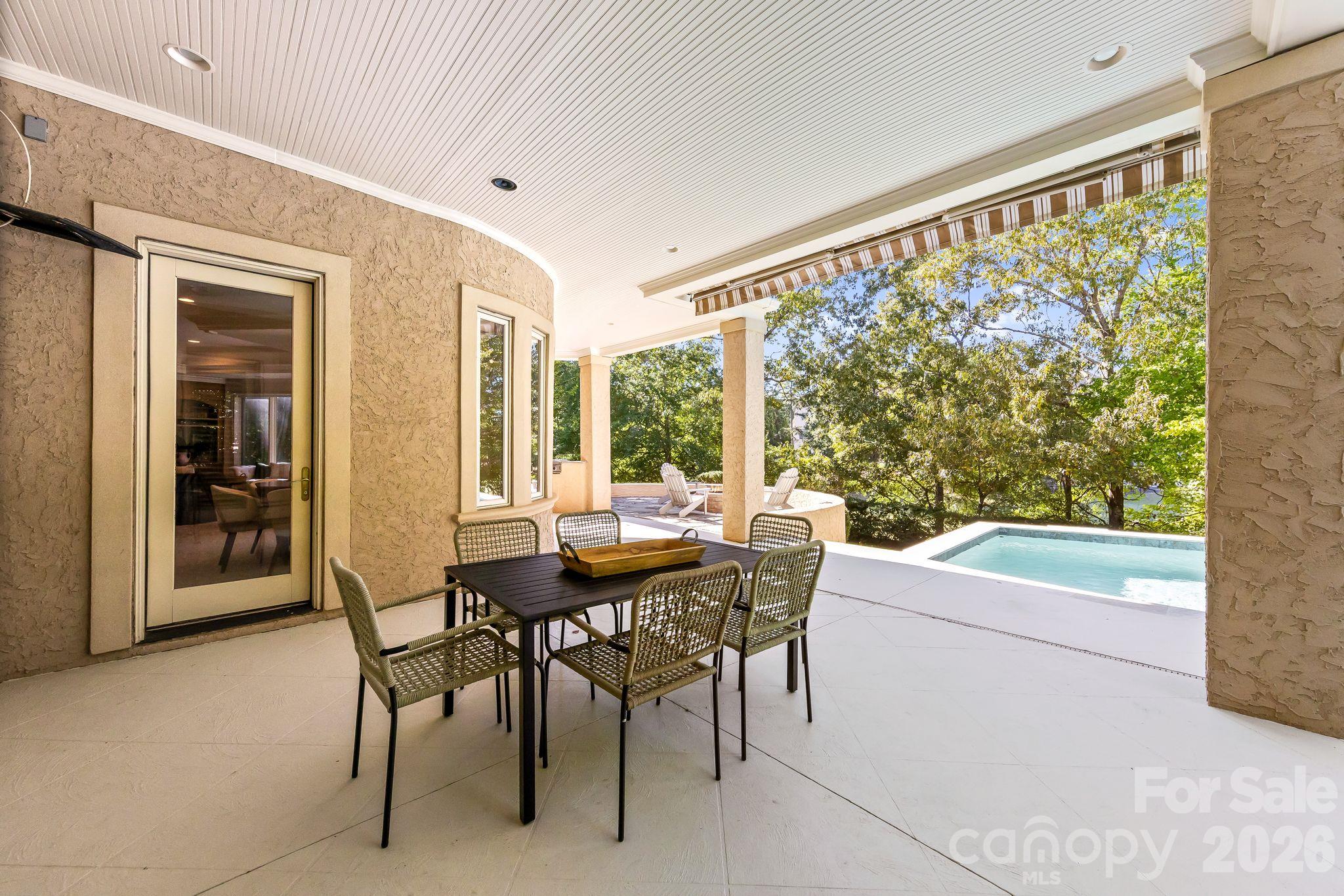 Single Family Residence at 14606 Jockeys Ridge Drive, Charlotte, photo 39 of 46