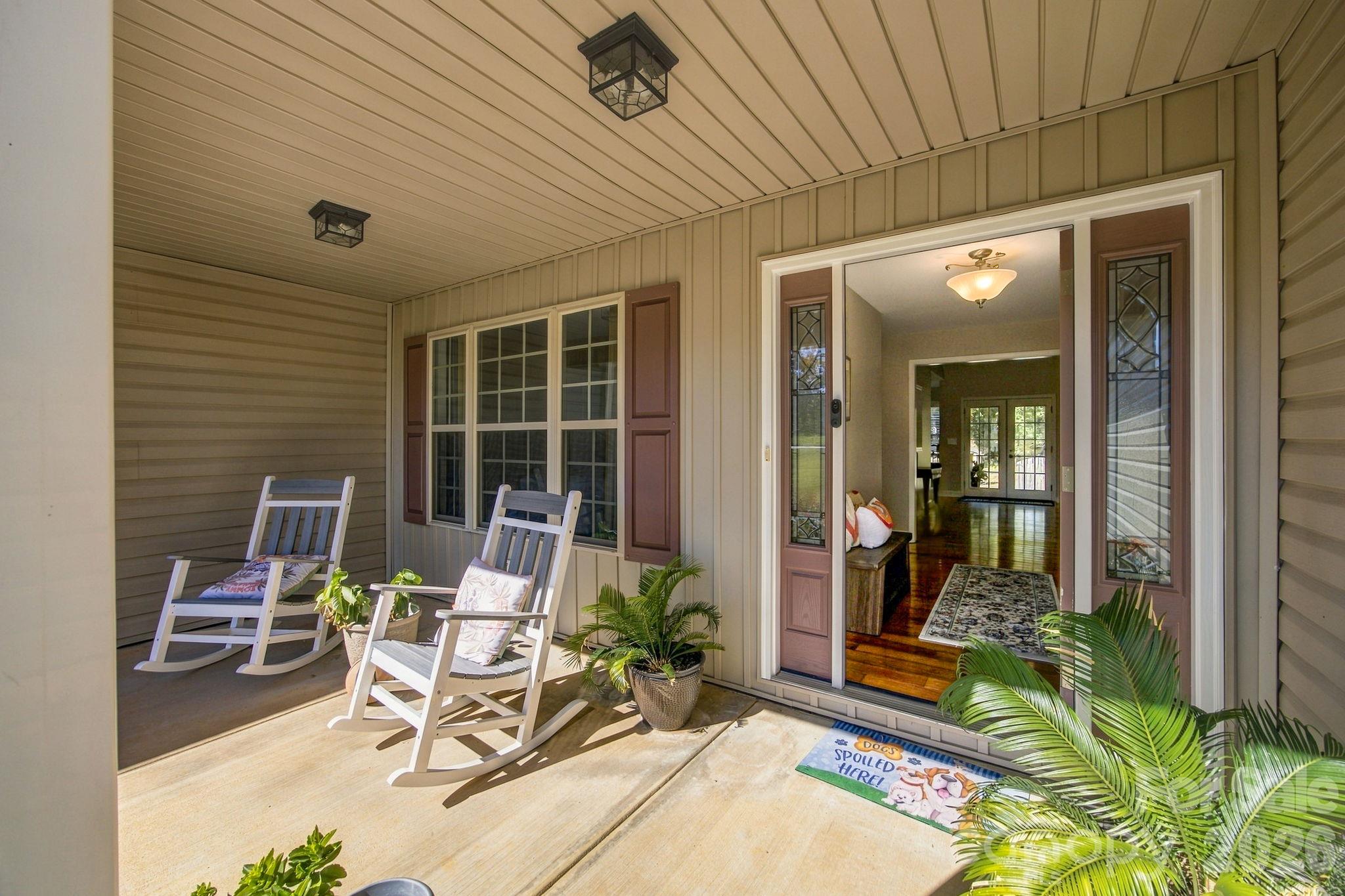 Single Family Residence at 1824 Island Ford Road, Statesville, photo 4 of 34