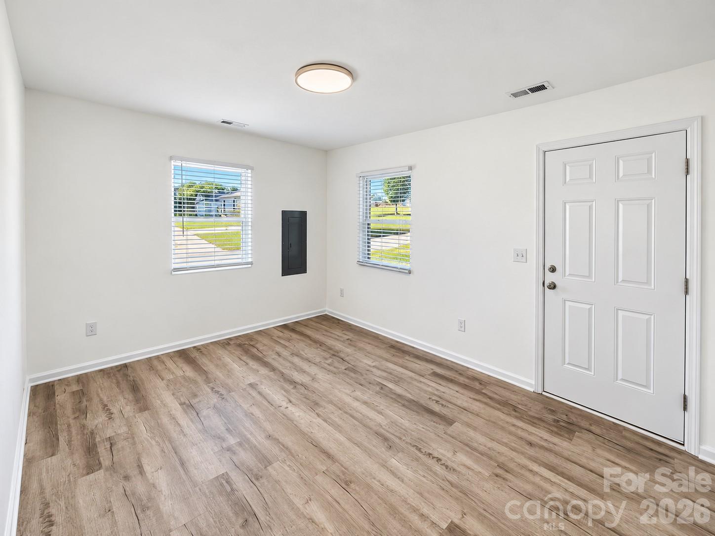 1212 Living Room - 1212, 1214, 1216, 1218 Alexander Street, Statesville