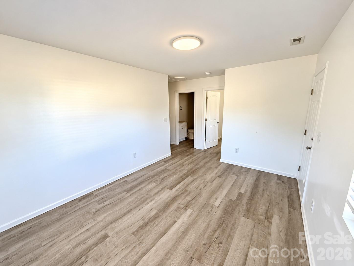 1214 Living Room - 1212, 1214, 1216, 1218 Alexander Street, Statesville