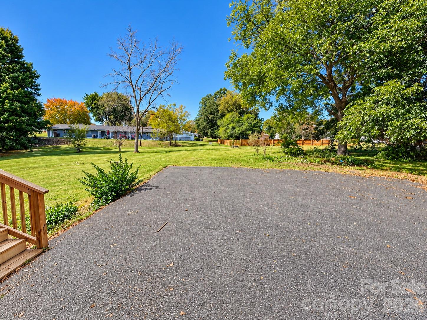 View to back of lot - 335 Unit A & Unit B N Oakland Avenue, Statesville