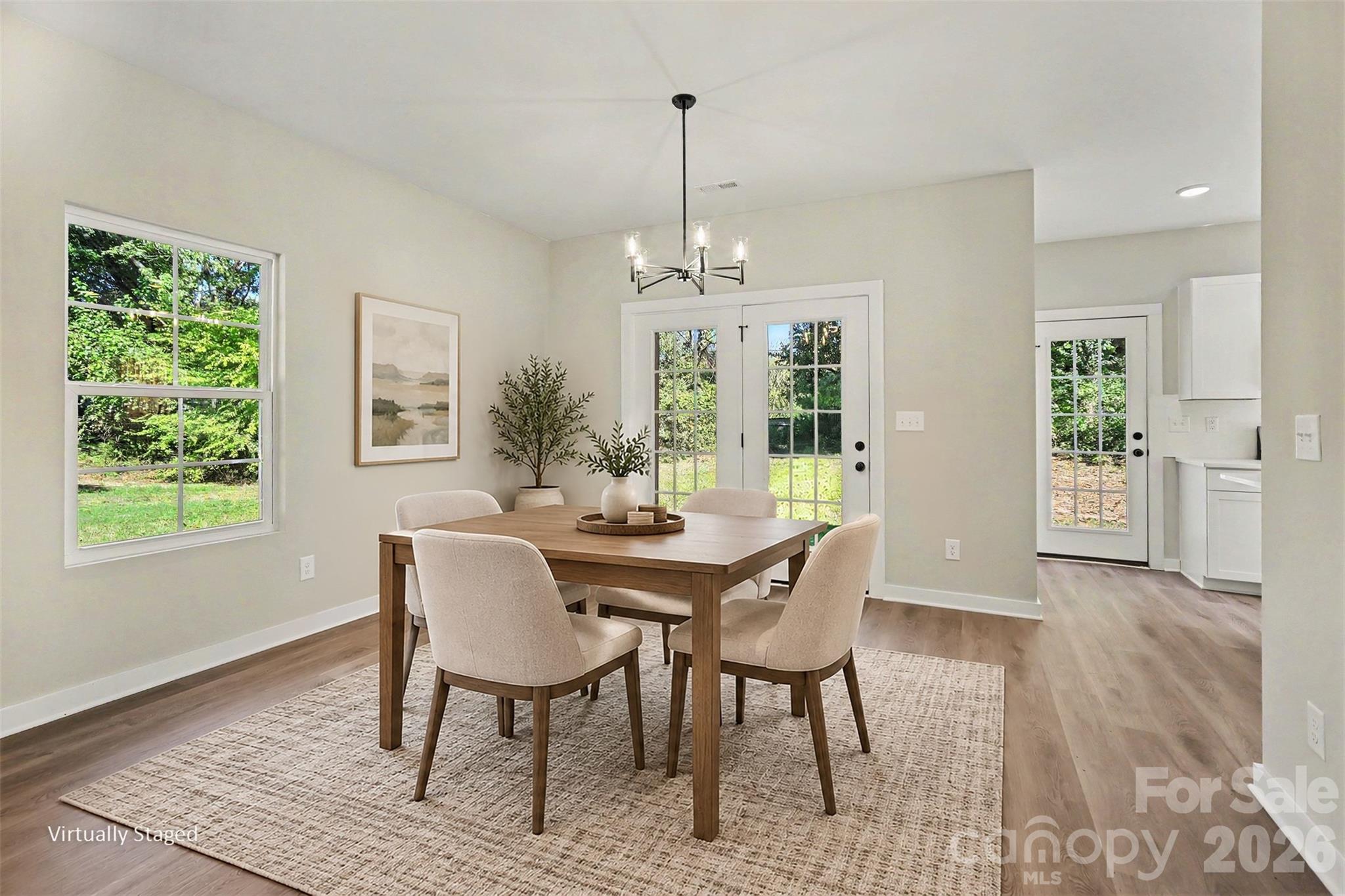 Single Family Residence at 112 E Hilltop Drive, Gastonia, photo 8 of 39