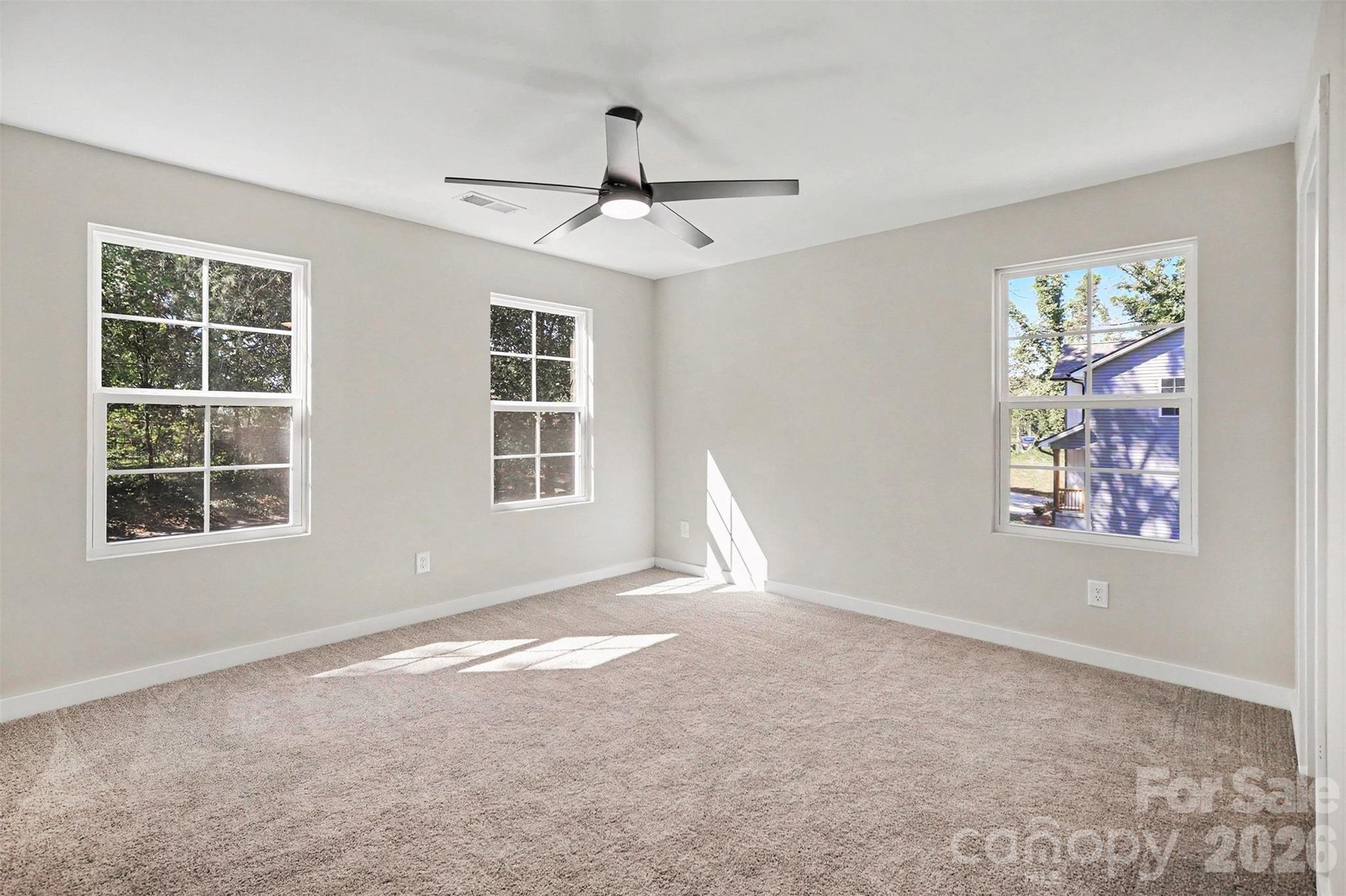 Single Family Residence at 112 E Hilltop Drive, Gastonia, photo 26 of 39