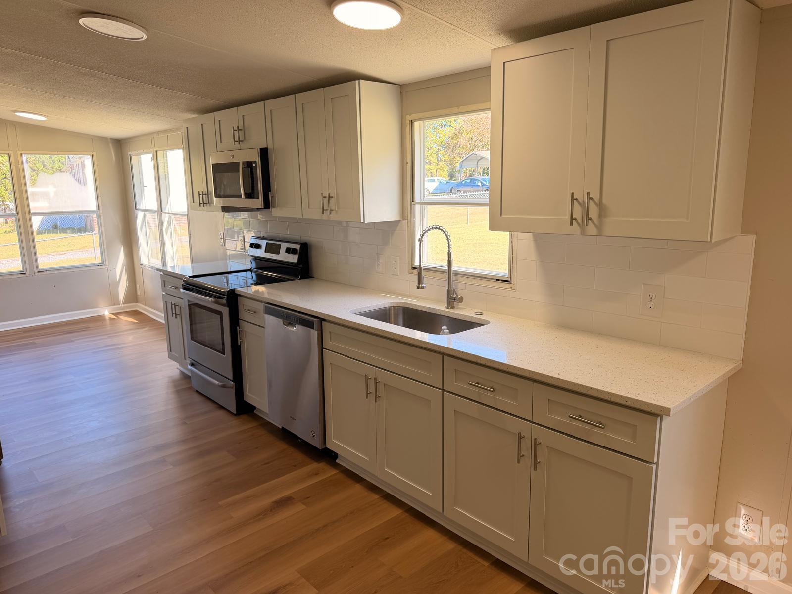 Single Family Residence at 5609 Wildwood Court, Bessemer City, photo 4 of 10