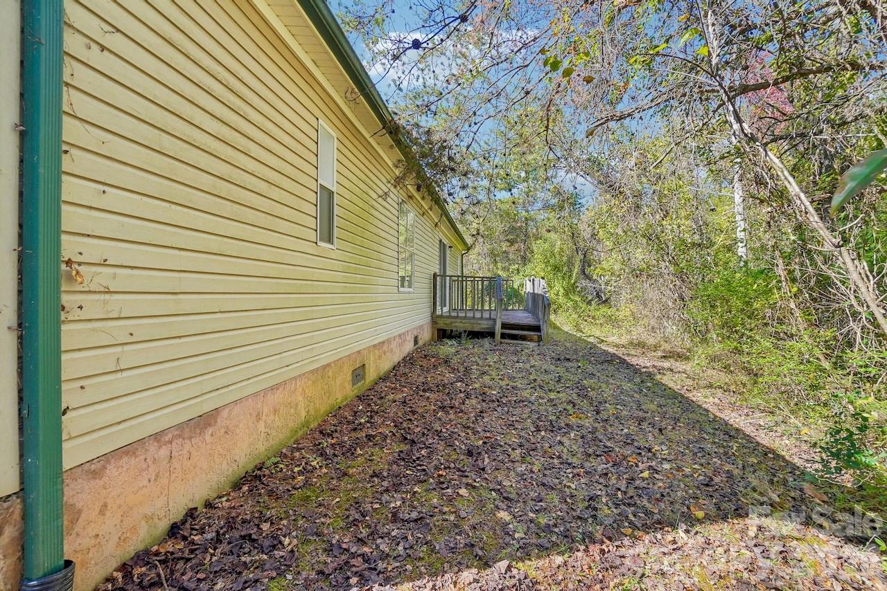Single Family Residence at 31 White Cedar Drive, Weaverville, photo 38 of 45