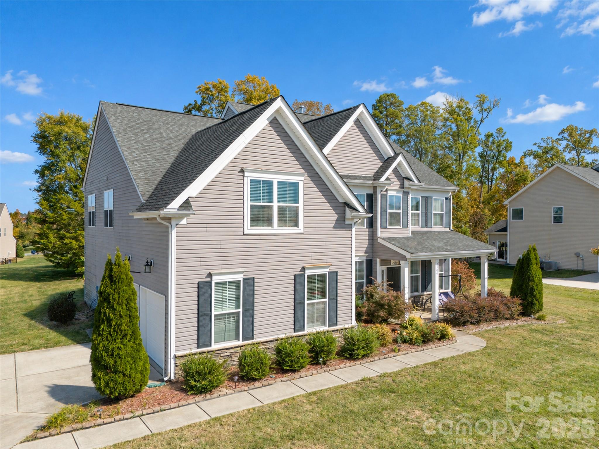 Single Family Residence at 7199 Old Valley Way, Harrisburg, photo 5 of 45