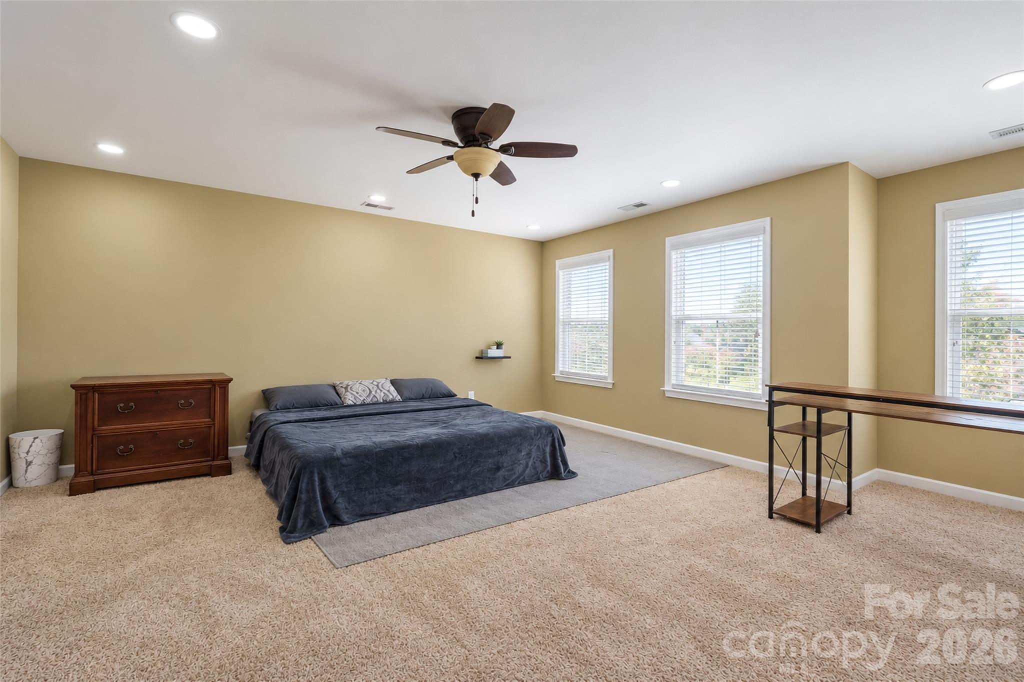 Single Family Residence at 7199 Old Valley Way, Harrisburg, photo 39 of 45