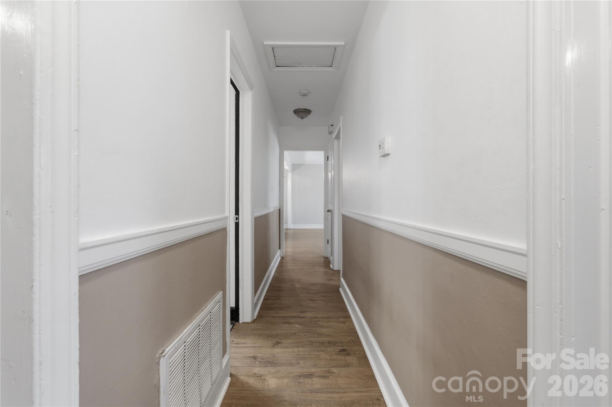 Single Family Residence at 3900 Tipperary Place, Charlotte, photo 20 of 26