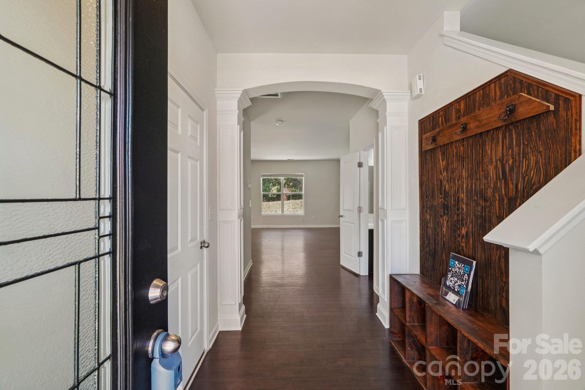 Single Family Residence at 1331 Soothing Court, Concord, photo 4 of 29