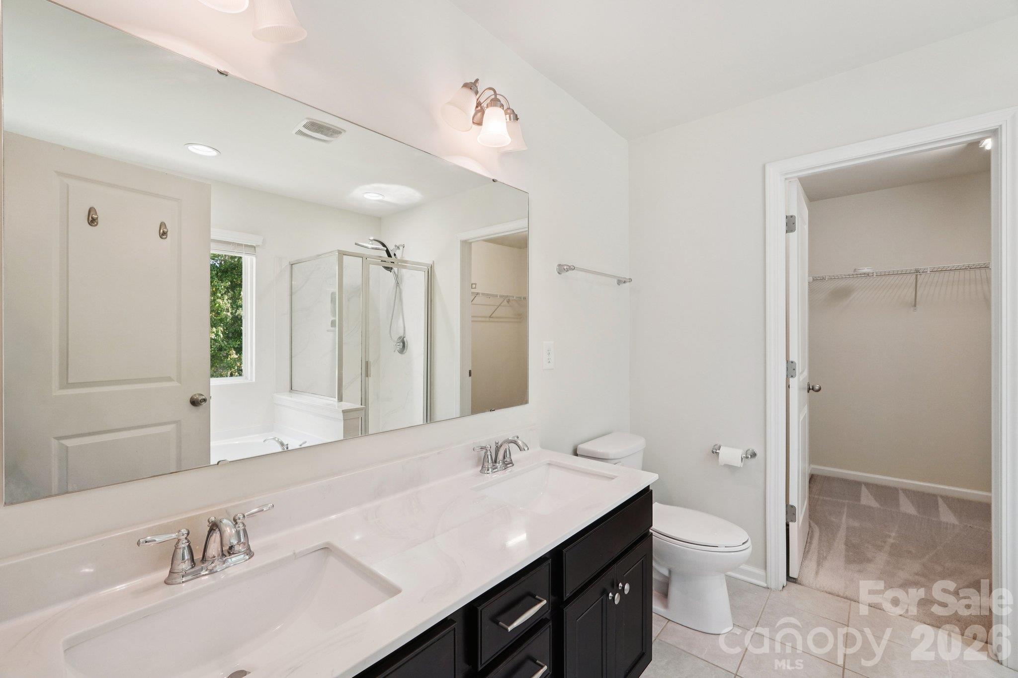 Single Family Residence at 1331 Soothing Court, Concord, photo 18 of 29