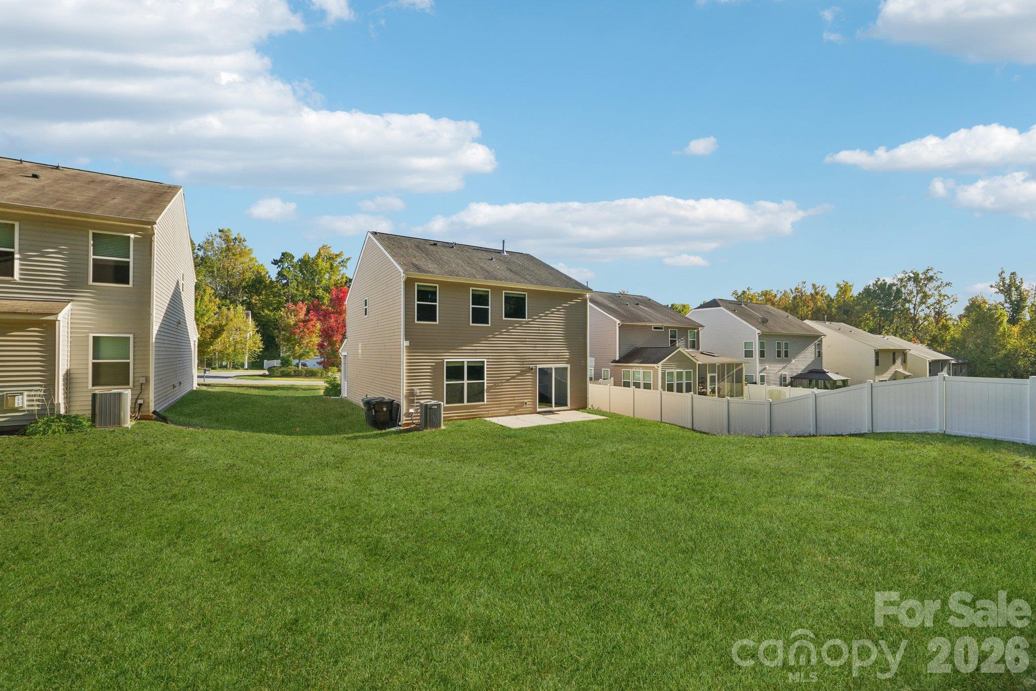 Single Family Residence at 1331 Soothing Court, Concord, photo 27 of 29