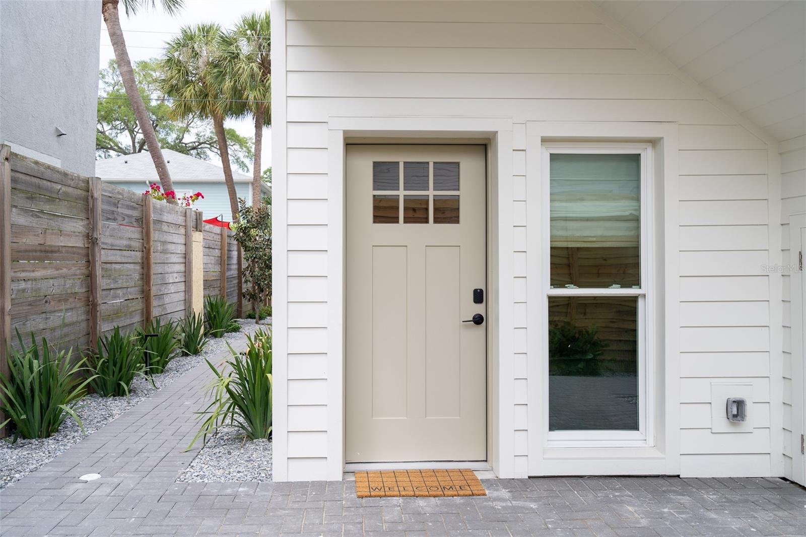 Single Family Residence at 409 S FREMONT AVE, TAMPA, photo 4 of 44