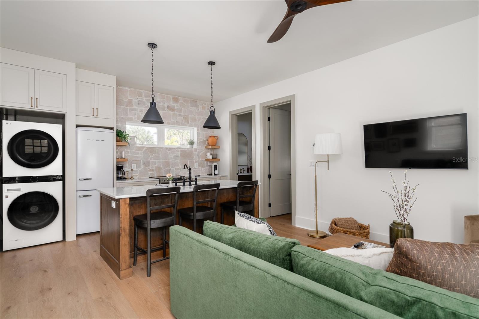 Single Family Residence at 409 S FREMONT AVE, TAMPA, photo 15 of 44