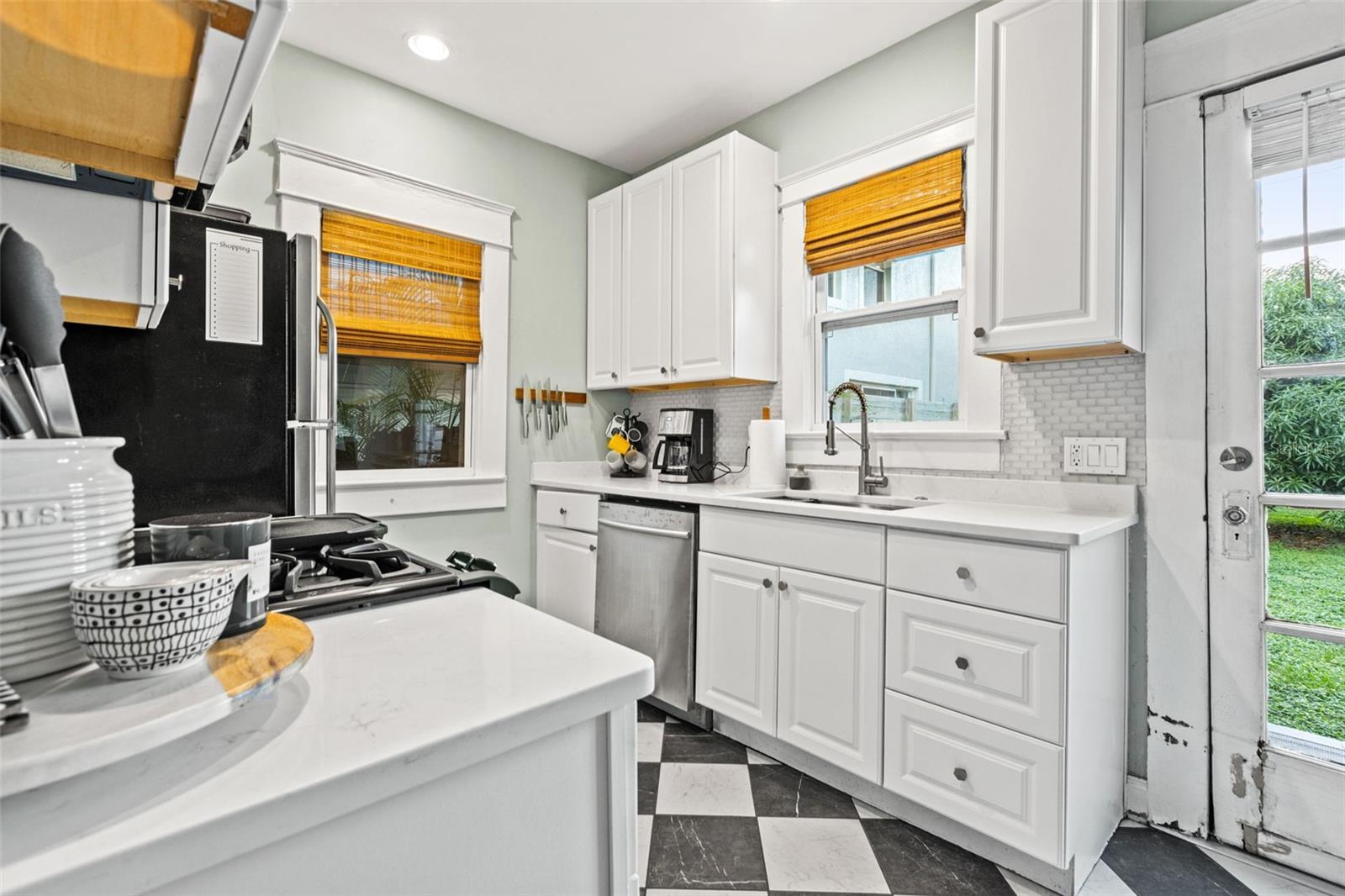Single Family Residence at 409 S FREMONT AVE, TAMPA, photo 36 of 44