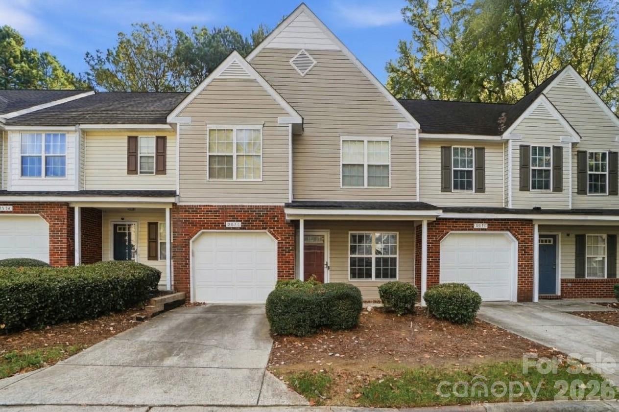 2034 University Heights Lane