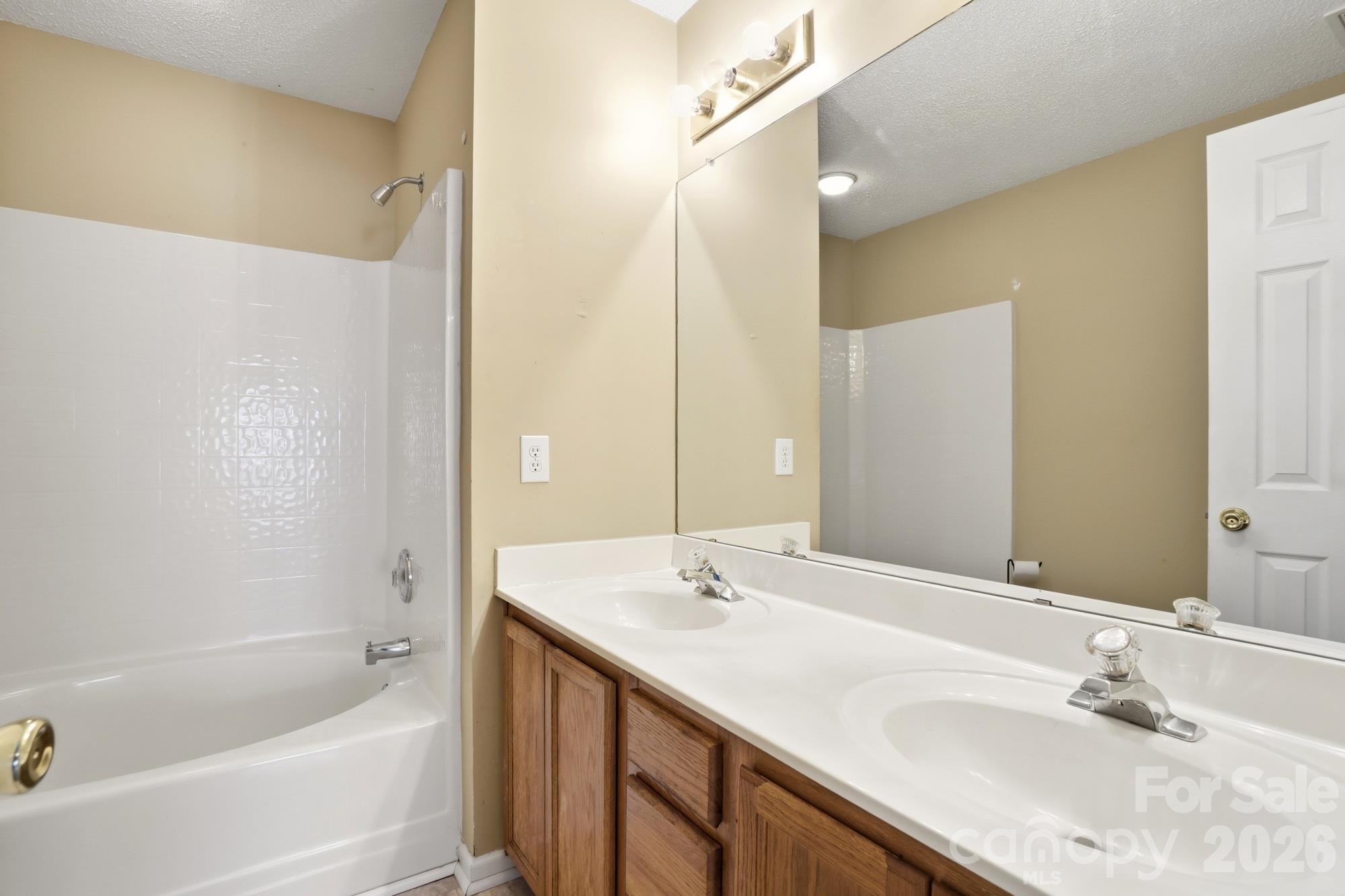 Master Suite Bathroom - 2034 University Heights Lane, Charlotte
