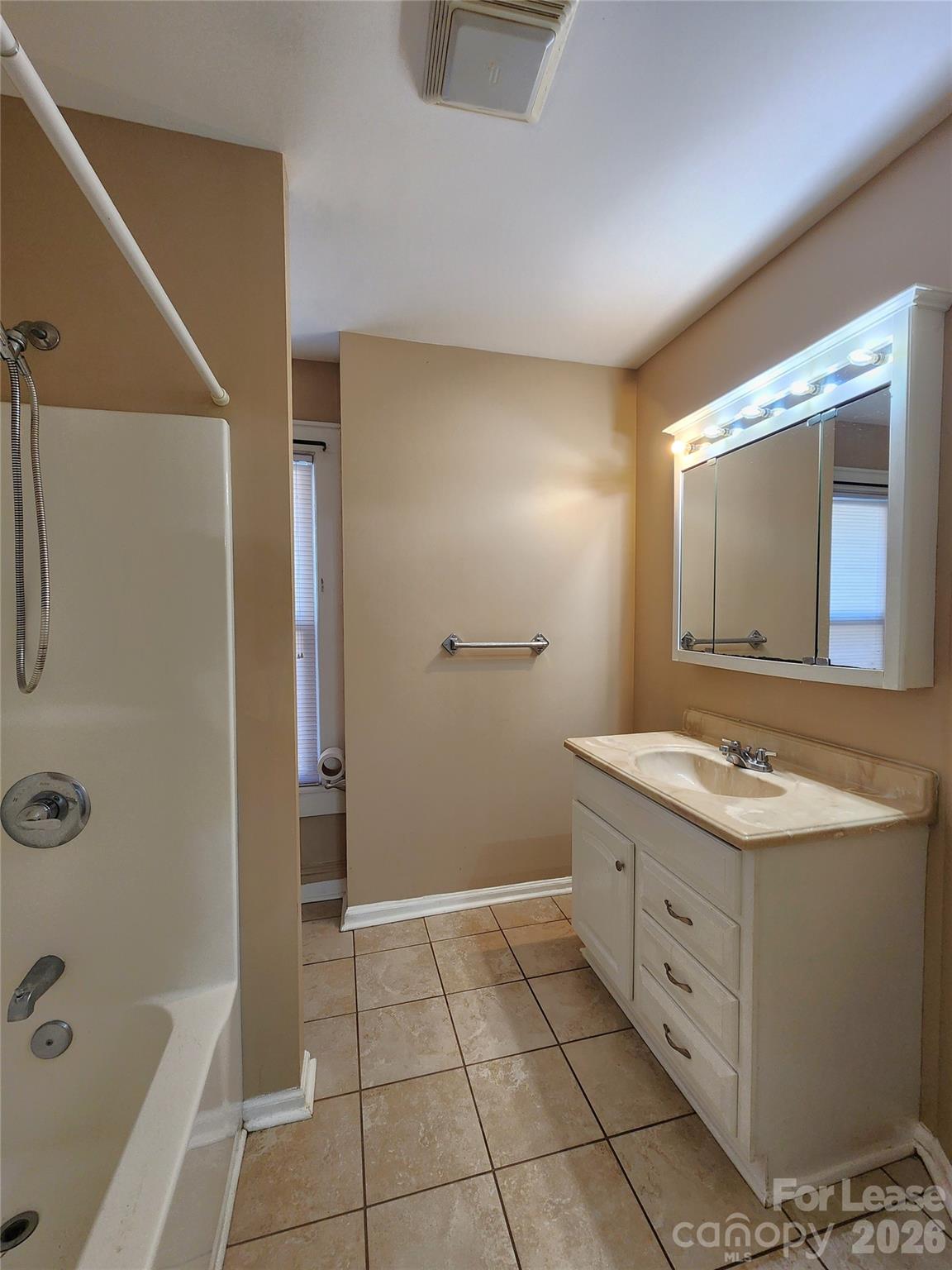 Single Family Residence at 811 Klondale Avenue, Kannapolis, photo 12 of 26