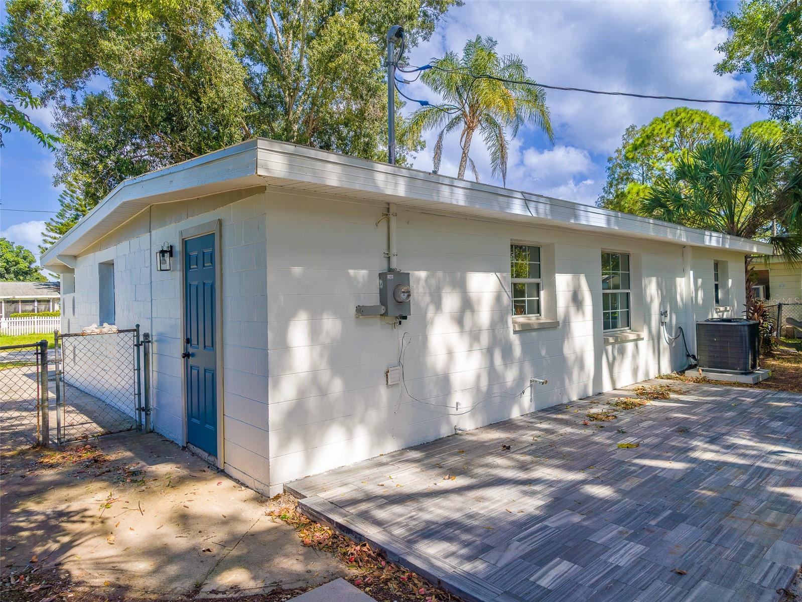 Single Family Residence at 9477 PARK LAKE DR N, PINELLAS PARK, photo 45 of 57