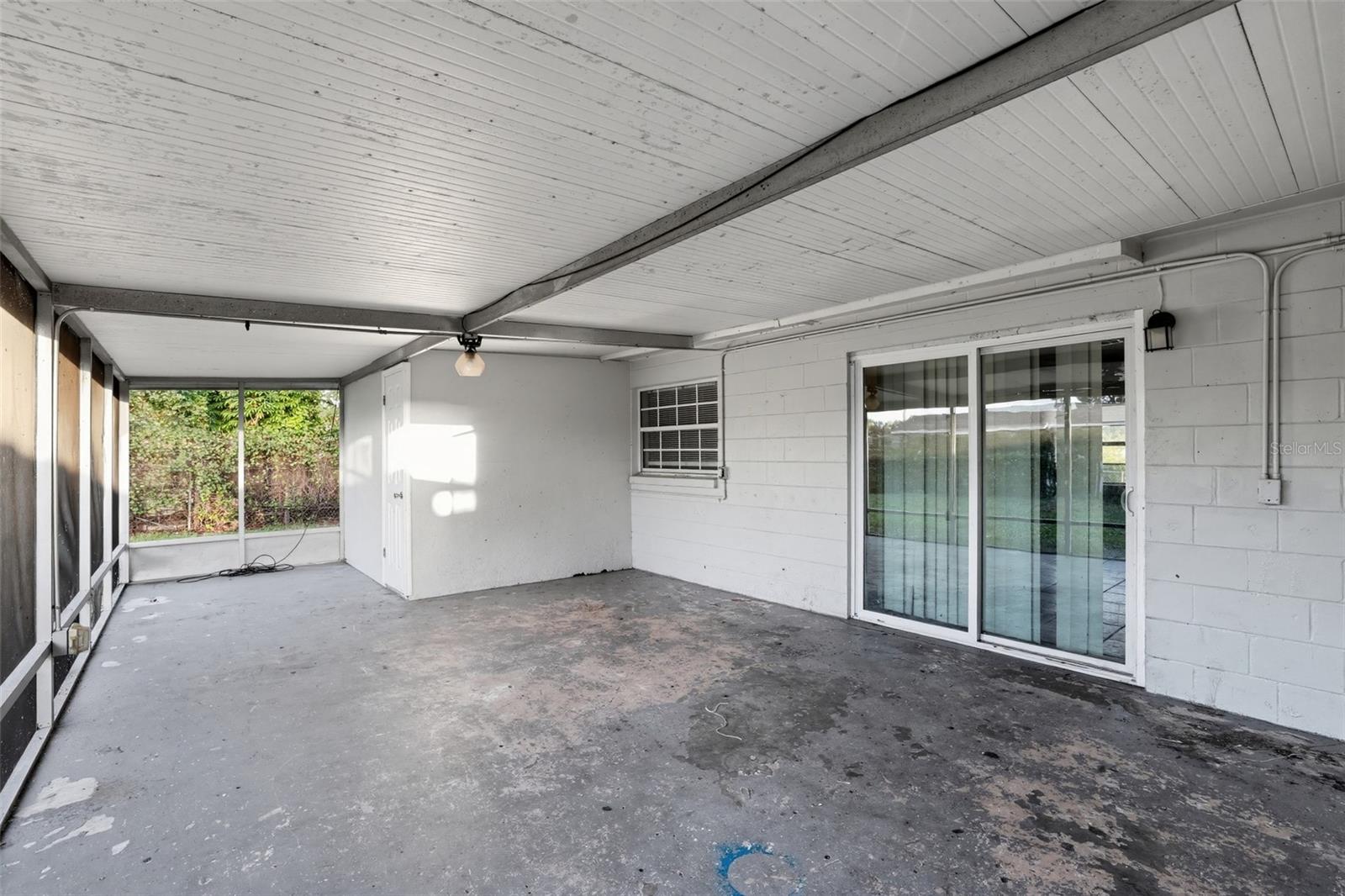 Single Family Residence at 7201 KINGSTON DR, TAMPA, photo 29 of 31