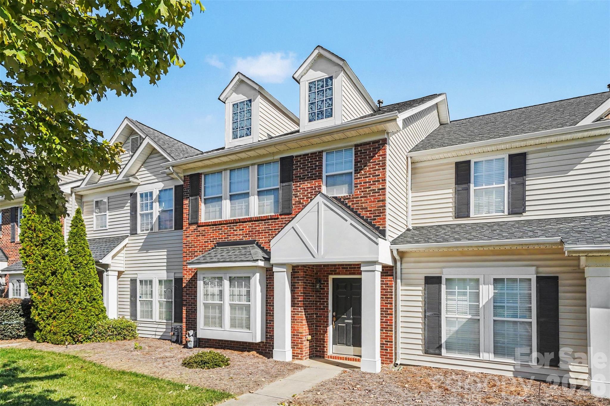 Townhouse at 2053 Twilight Lane, Monroe, photo 5 of 28