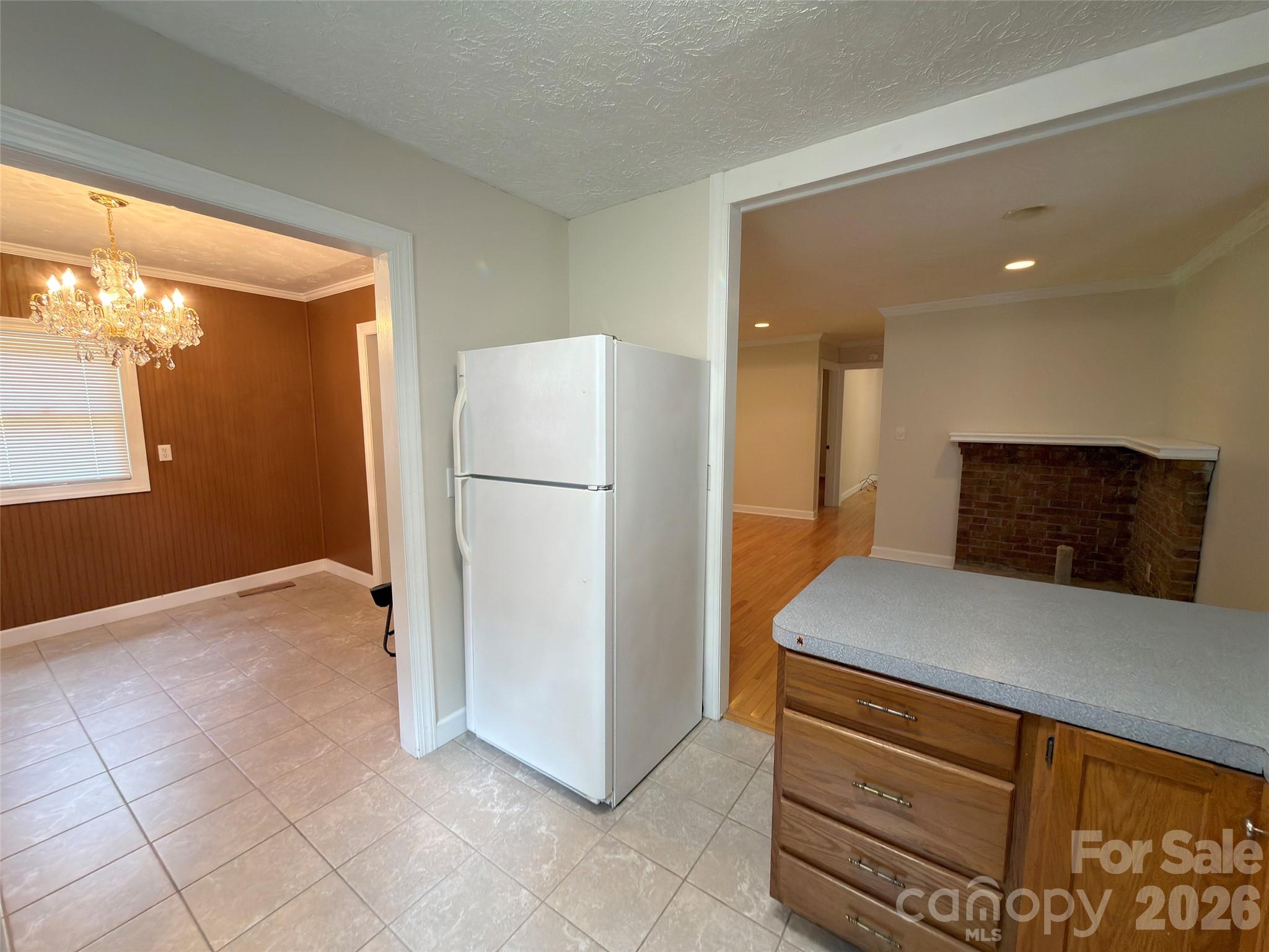 Kitchen flows into Dining Room. - 22 McMinn Road, Hendersonville