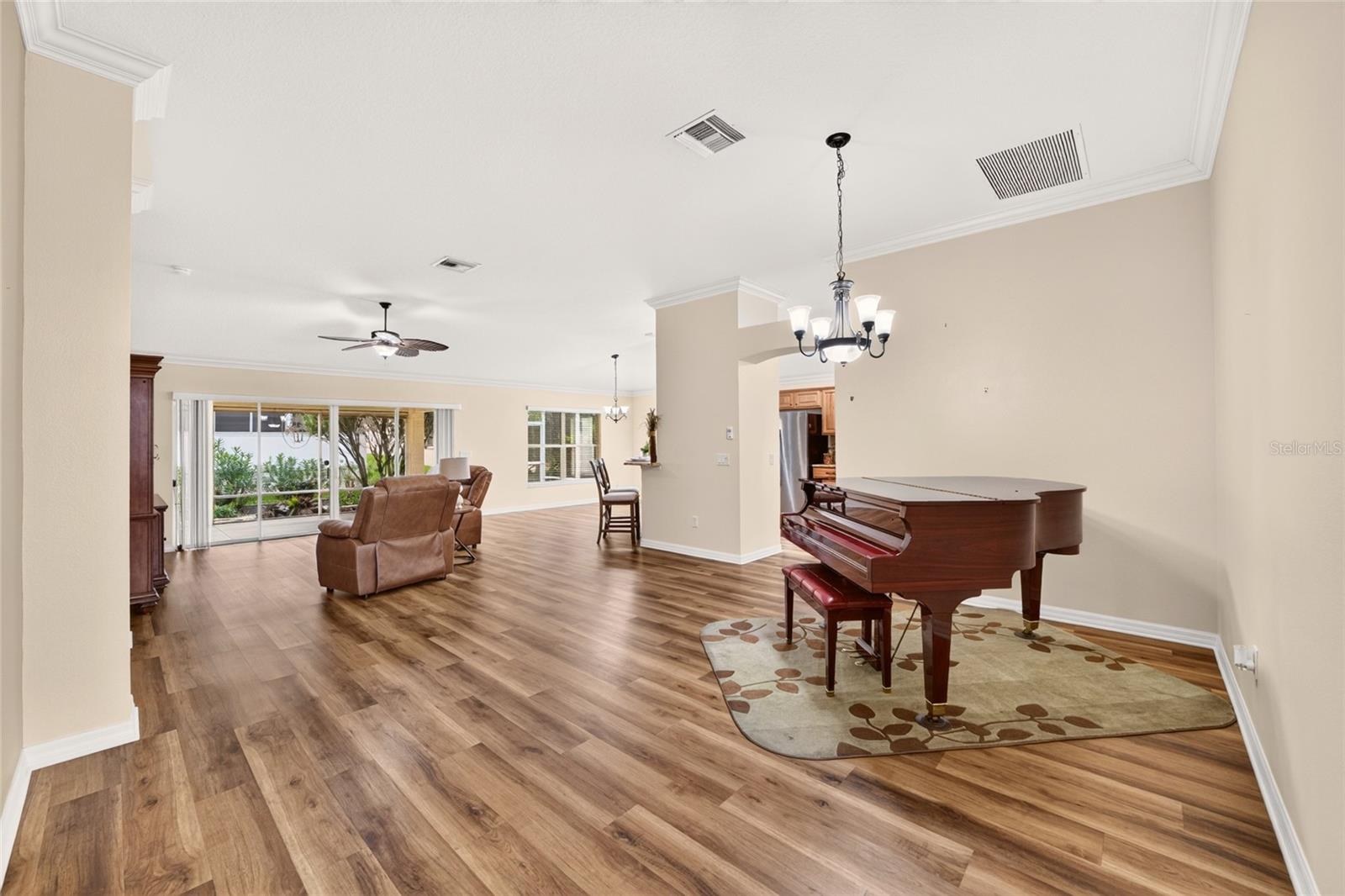 Single Family Residence at 1631 TRAVELERS REST CT, THE VILLAGES, photo 10 of 41