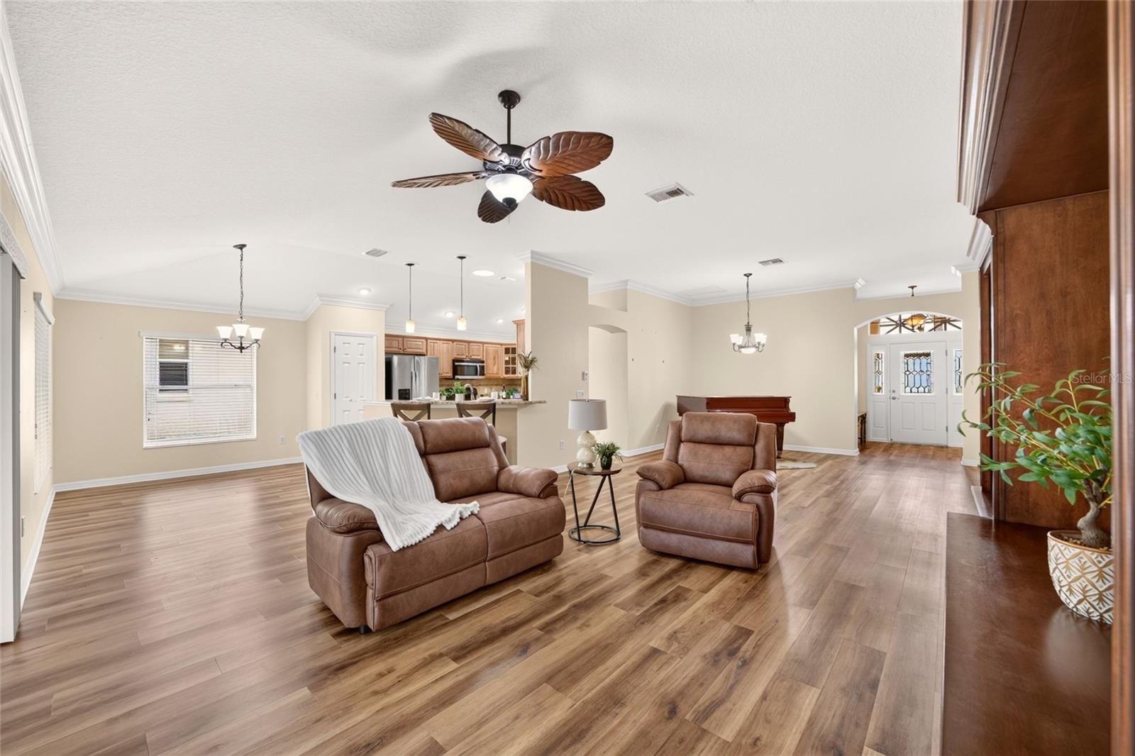 Single Family Residence at 1631 TRAVELERS REST CT, THE VILLAGES, photo 13 of 41