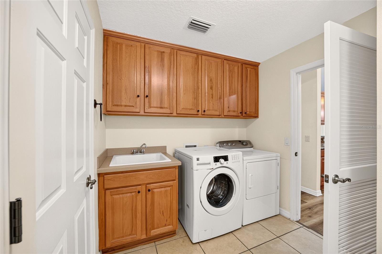 Single Family Residence at 1631 TRAVELERS REST CT, THE VILLAGES, photo 33 of 41