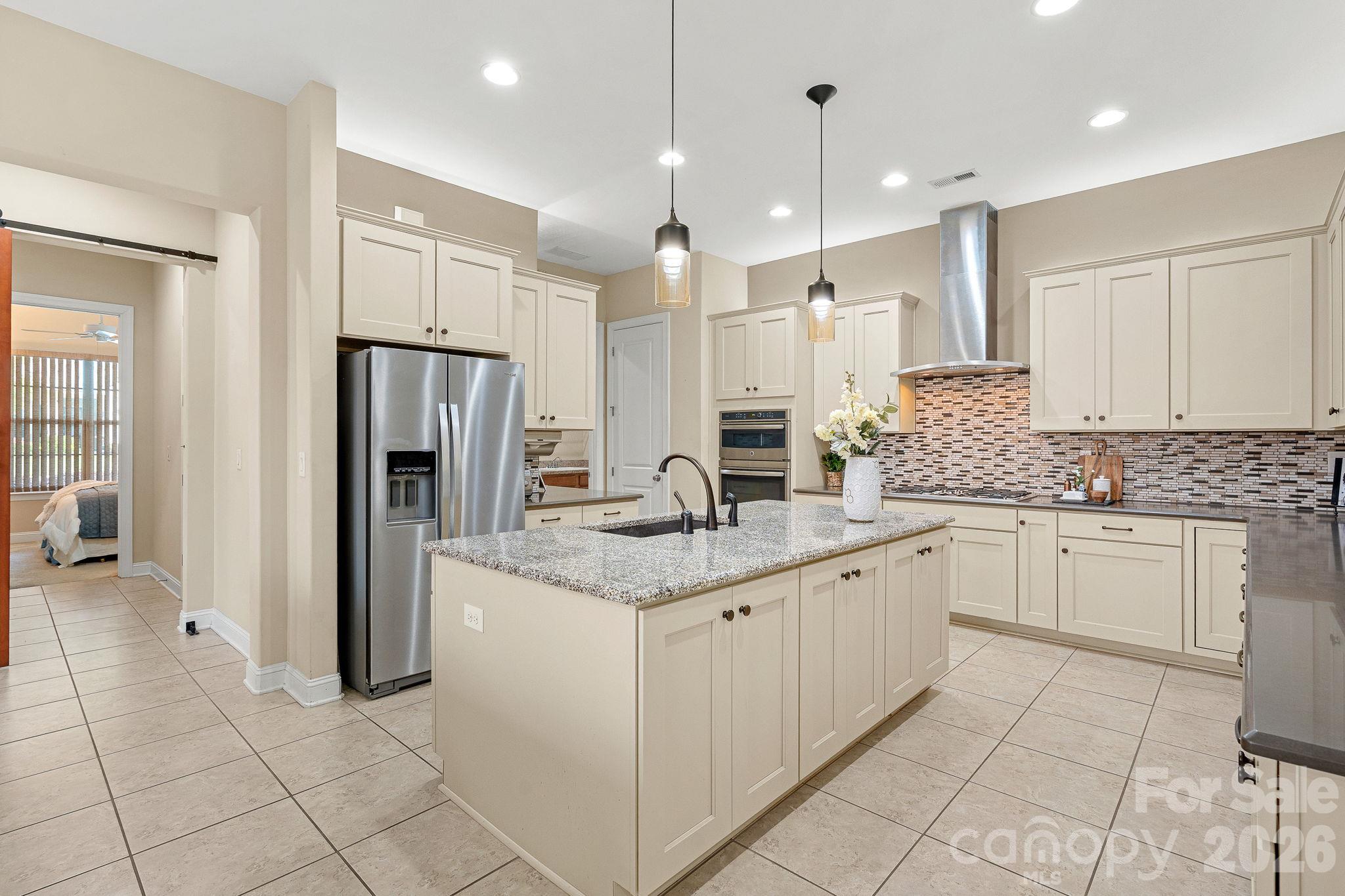 Single Family Residence at 432 Granite Lake Court, Denver, photo 11 of 48