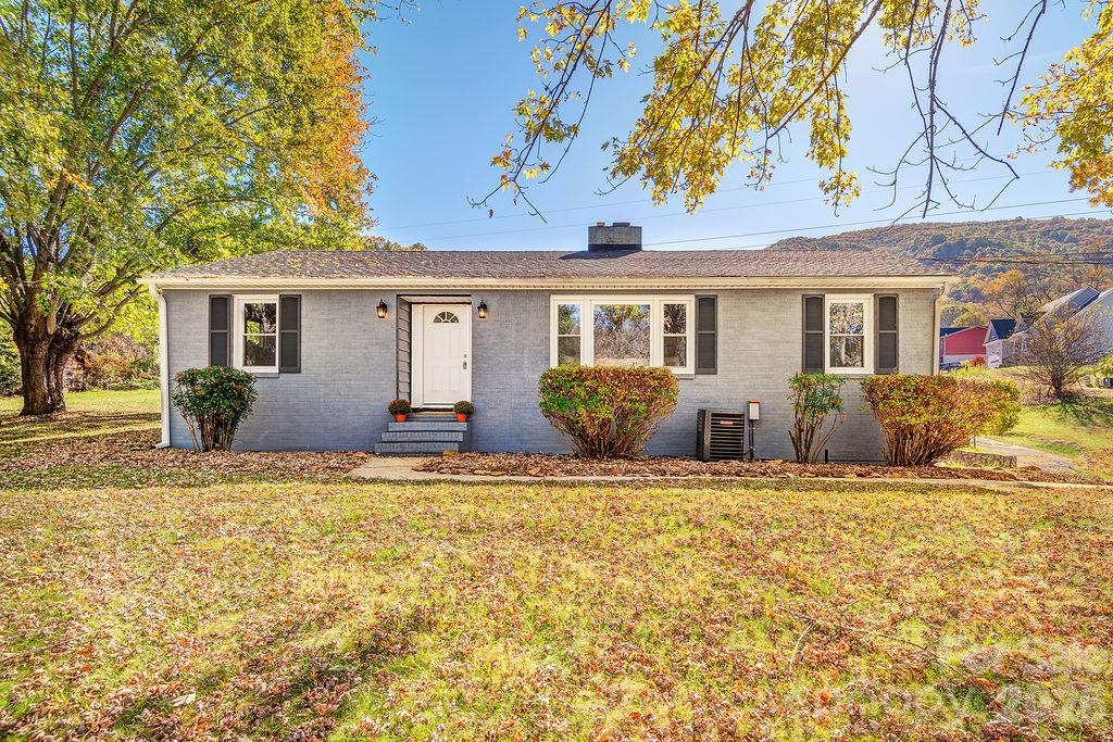 Single Family Residence at 15 Dave Way, Canton, photo 25 of 30