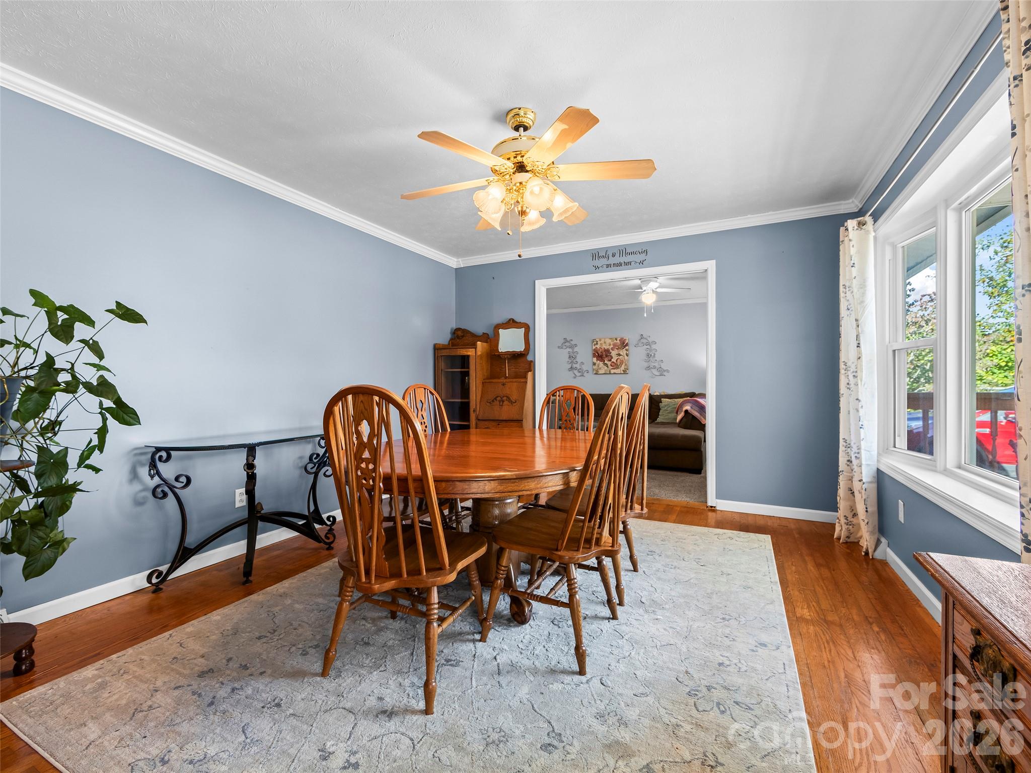 Single Family Residence at 31 Southwicke Drive, Arden, photo 11 of 31
