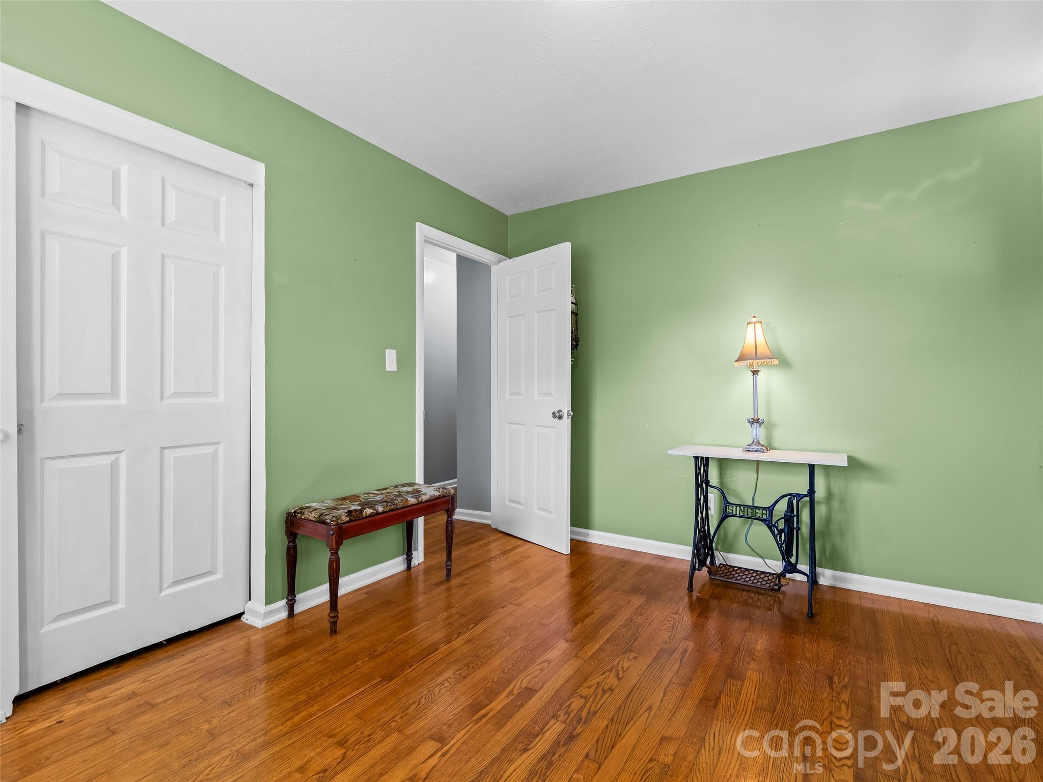 Single Family Residence at 31 Southwicke Drive, Arden, photo 26 of 31