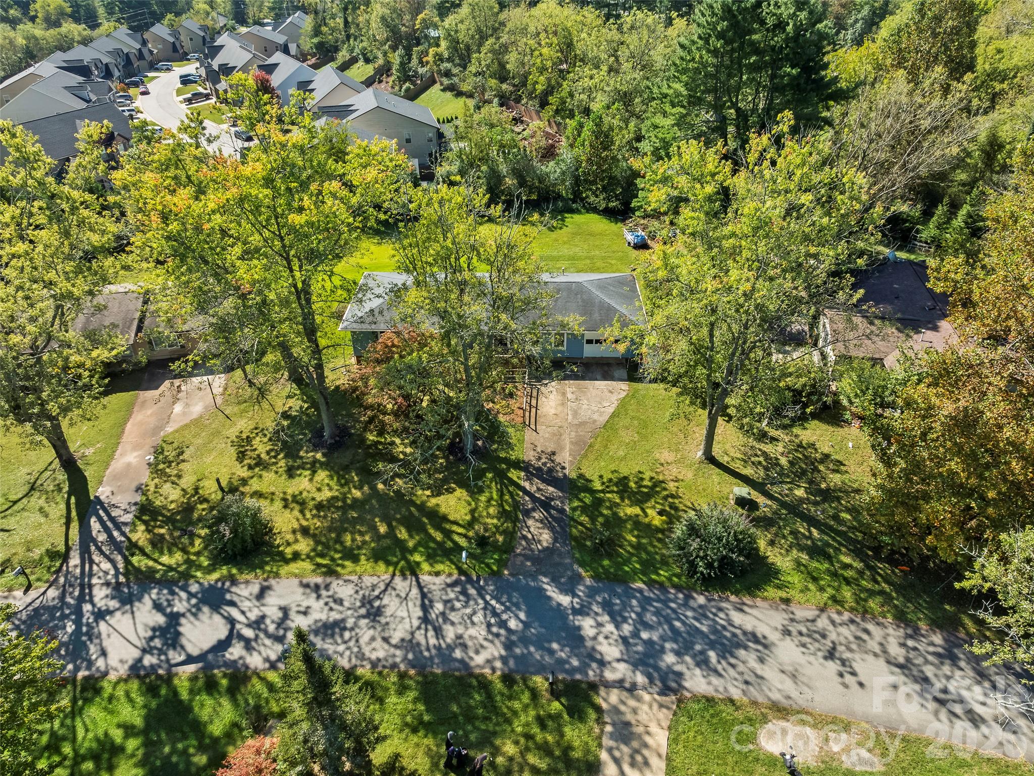 Single Family Residence at 31 Southwicke Drive, Arden, photo 27 of 31