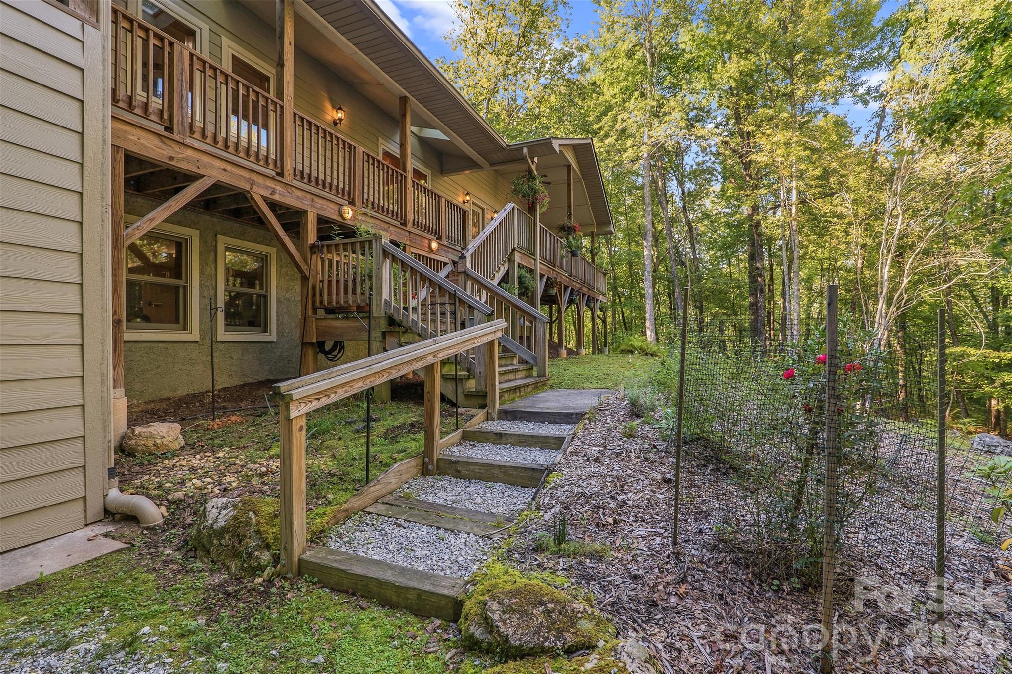 Single Family Residence at 121 Red Oak Lane, Brevard, photo 35 of 48