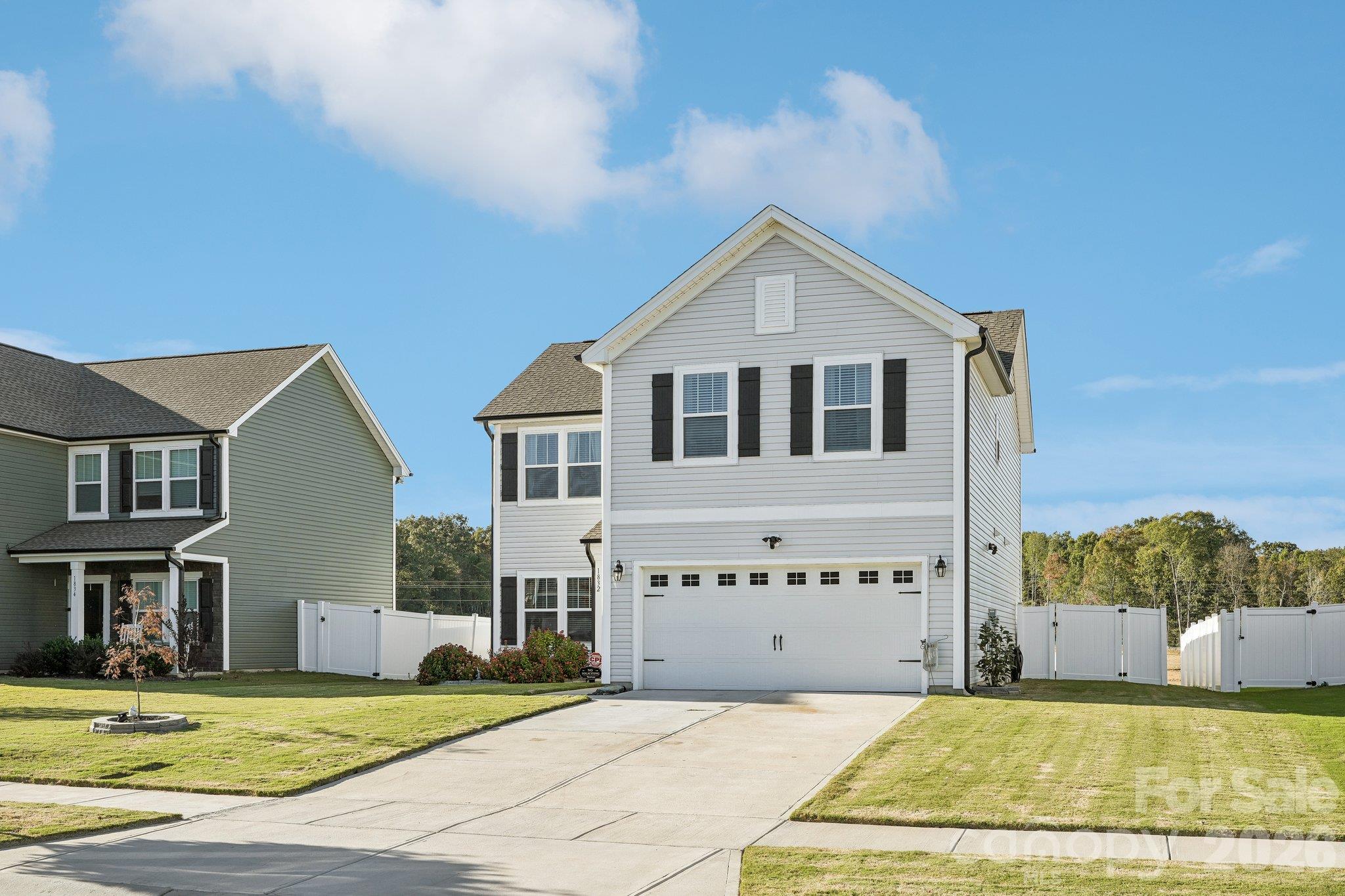 Single Family Residence at 1832 Ashley Lynn Court, Stanfield, photo 3 of 44