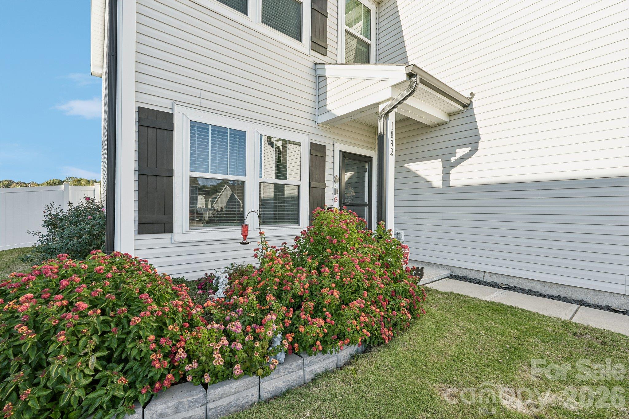Single Family Residence at 1832 Ashley Lynn Court, Stanfield, photo 5 of 44