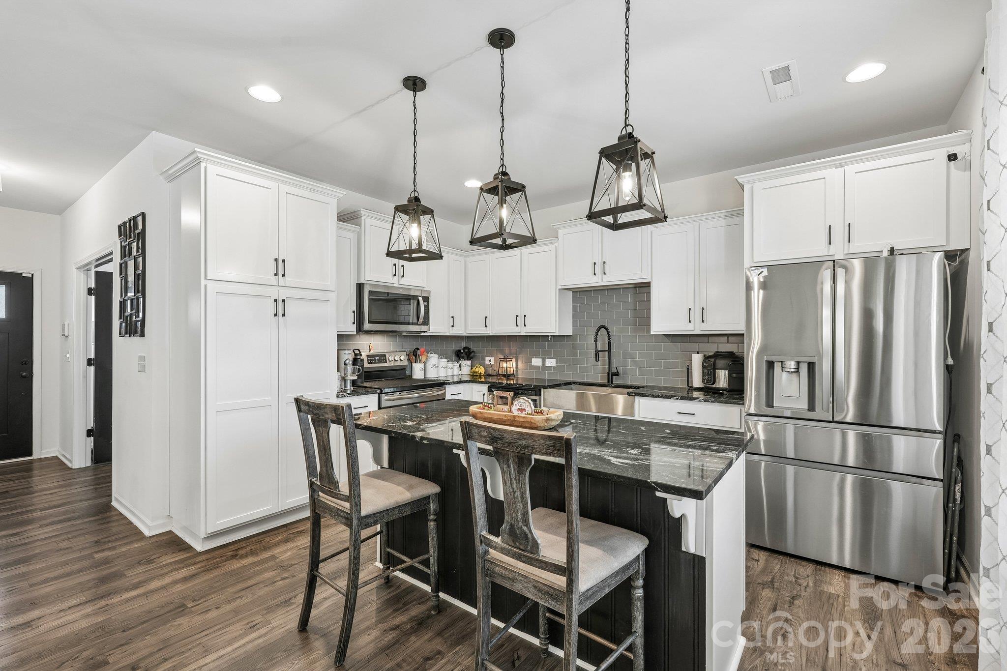 Single Family Residence at 1832 Ashley Lynn Court, Stanfield, photo 18 of 44