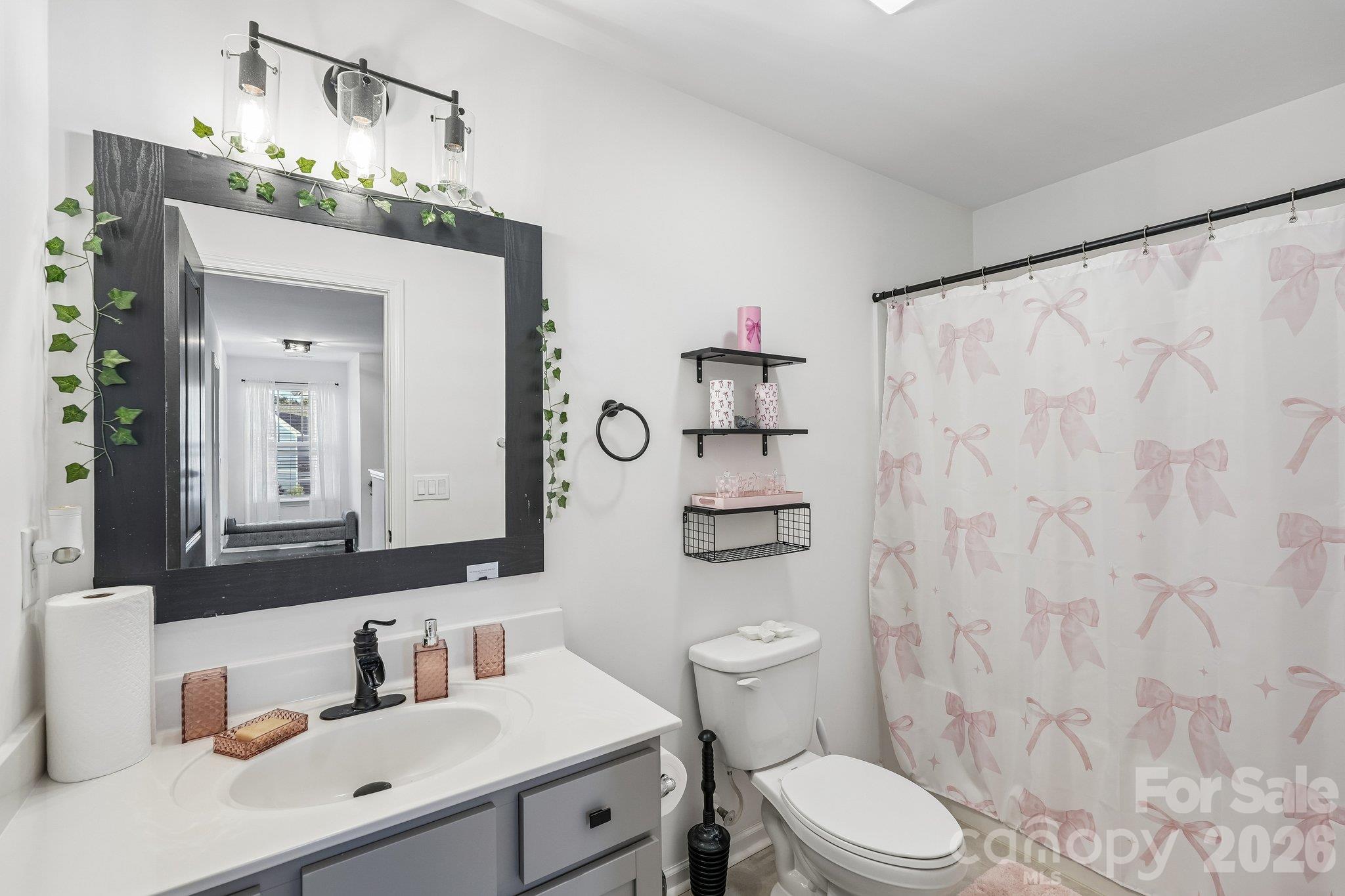 Single Family Residence at 1832 Ashley Lynn Court, Stanfield, photo 28 of 44