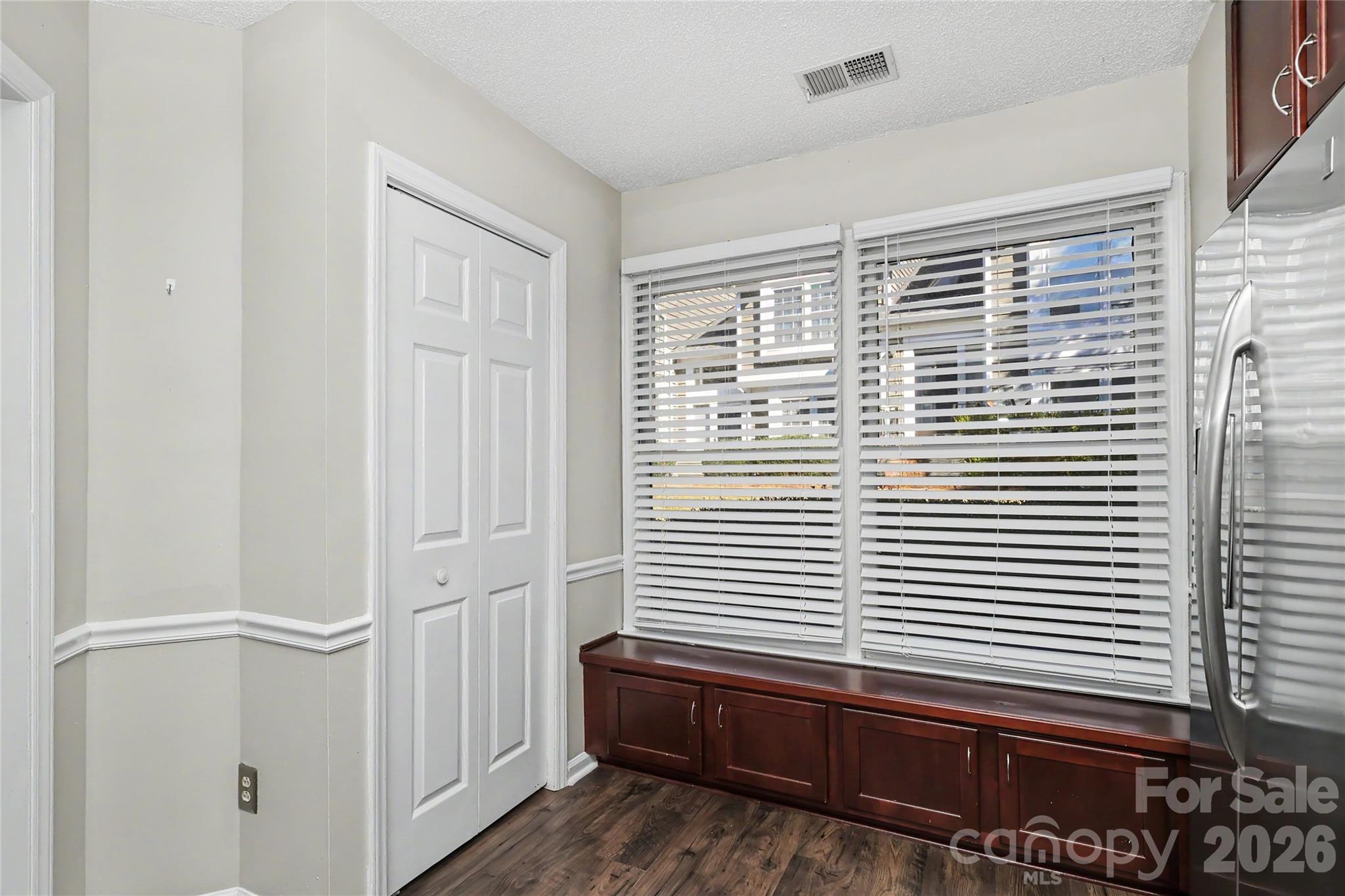 Condominium at 8206 Legare Court, Charlotte, photo 11 of 48