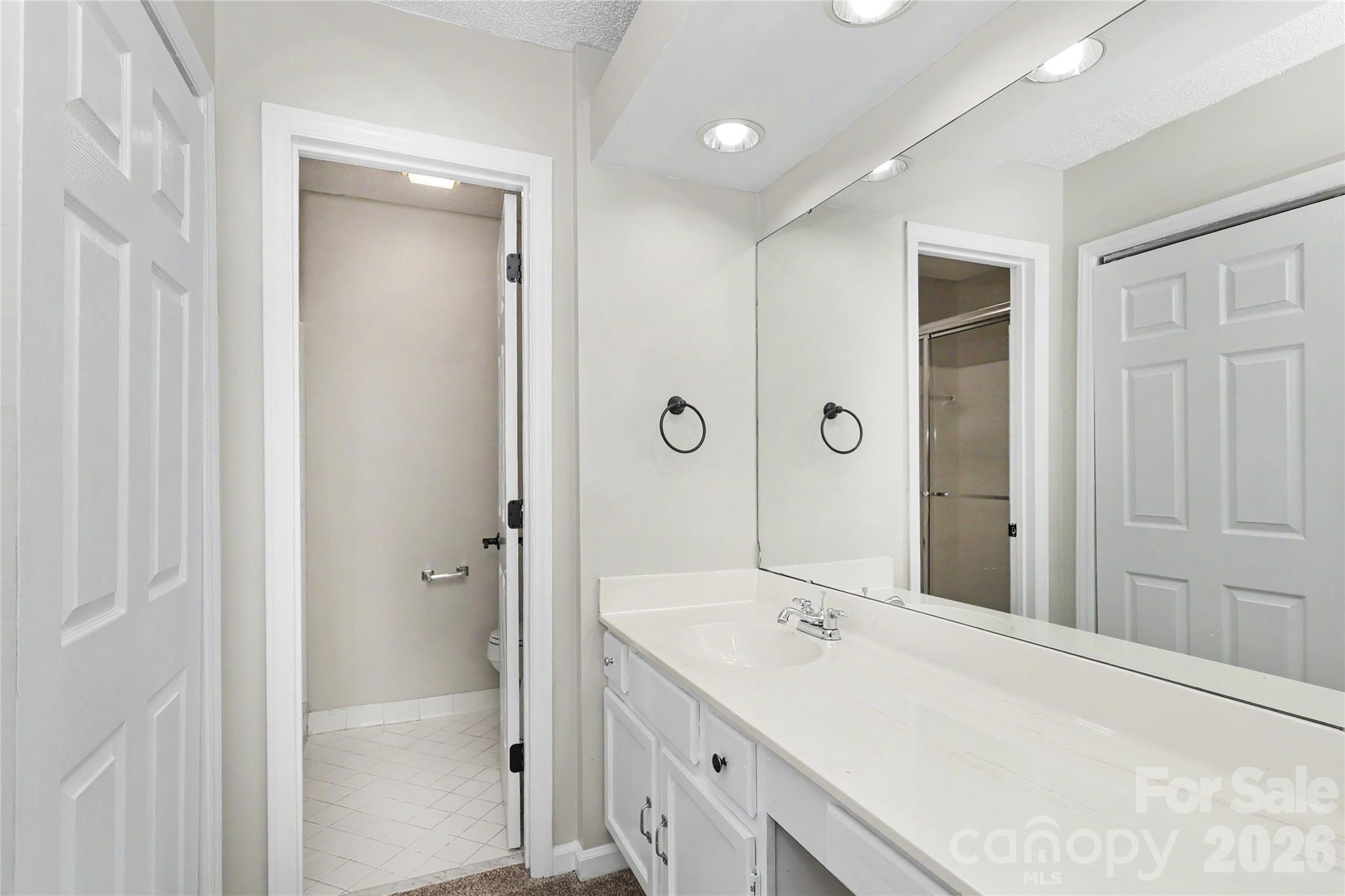 Condominium at 8206 Legare Court, Charlotte, photo 29 of 48