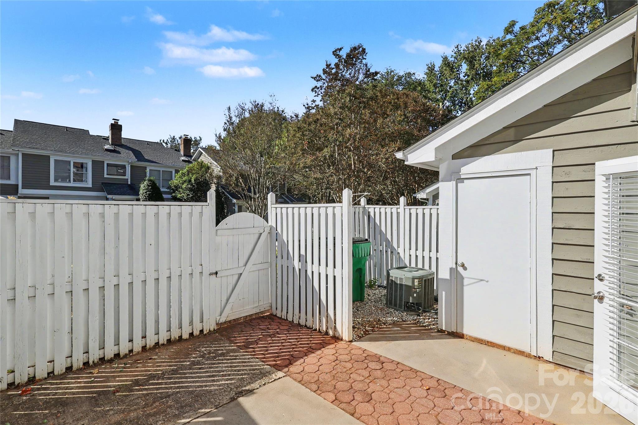 Condominium at 8206 Legare Court, Charlotte, photo 43 of 48