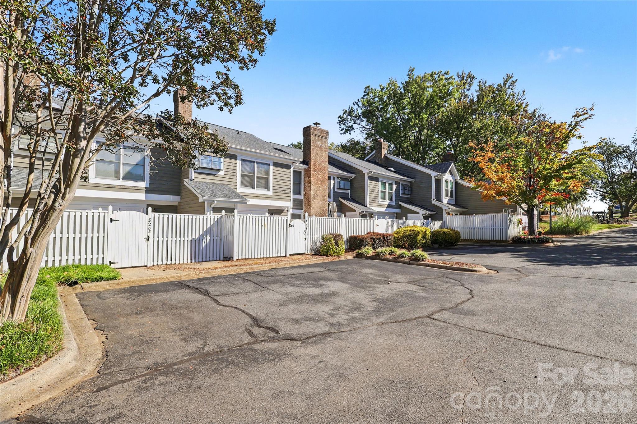Condominium at 8206 Legare Court, Charlotte, photo 45 of 48