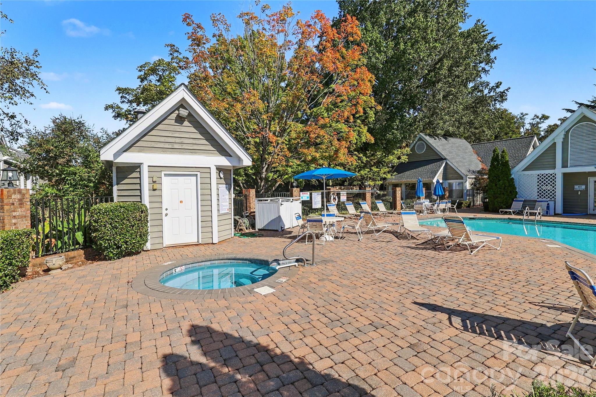 Condominium at 8206 Legare Court, Charlotte, photo 47 of 48