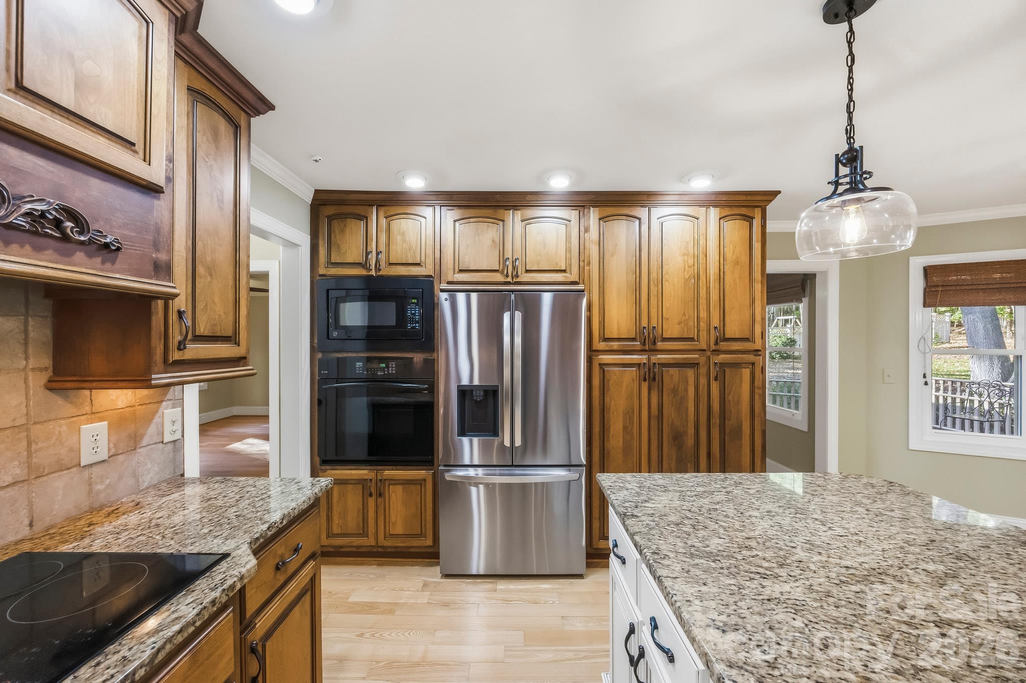 Single Family Residence at 405 Hillcrest Drive, Harrisburg, photo 8 of 48