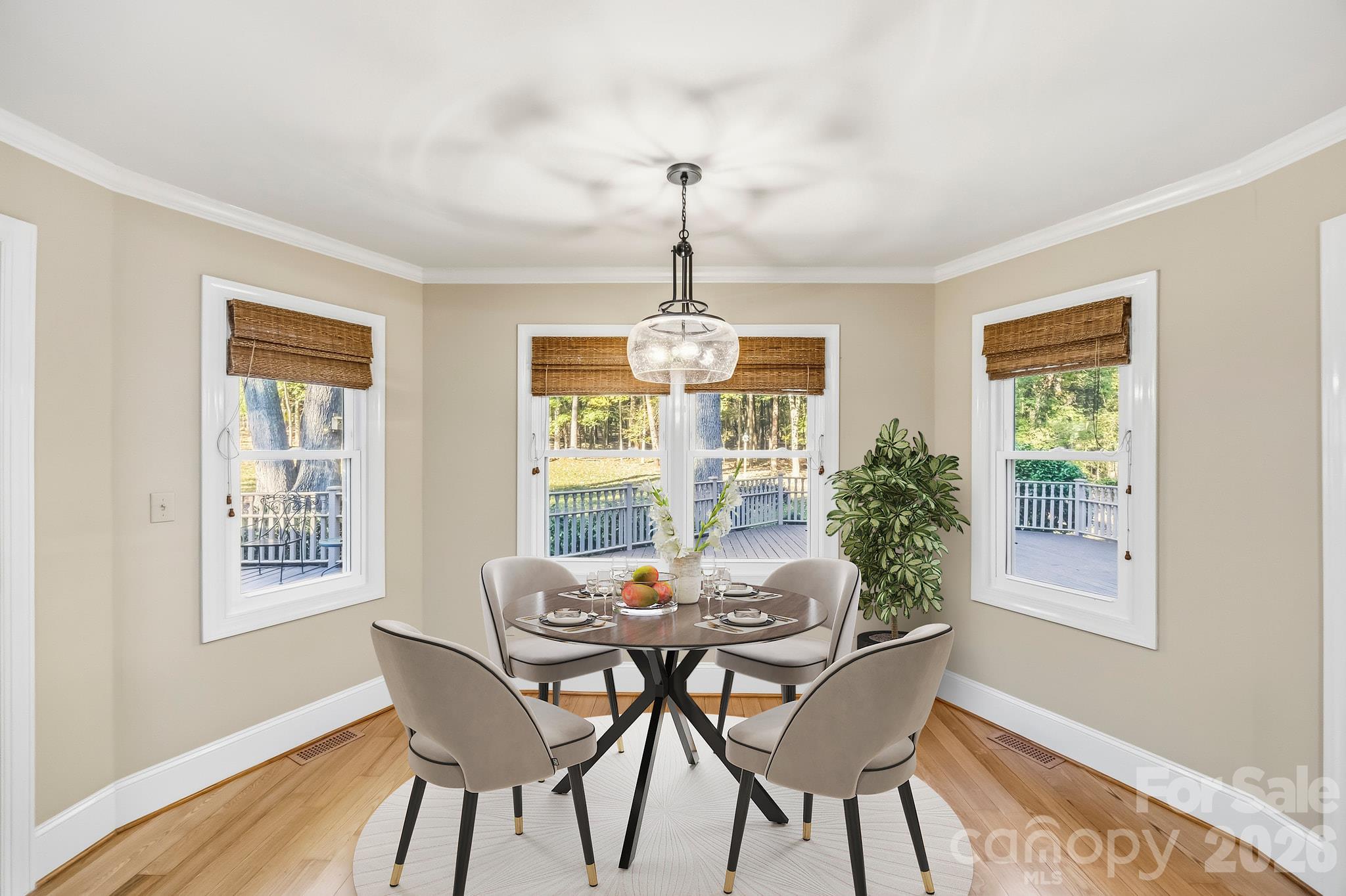 Virtually staged breakfast area - 405 Hillcrest Drive, Harrisburg
