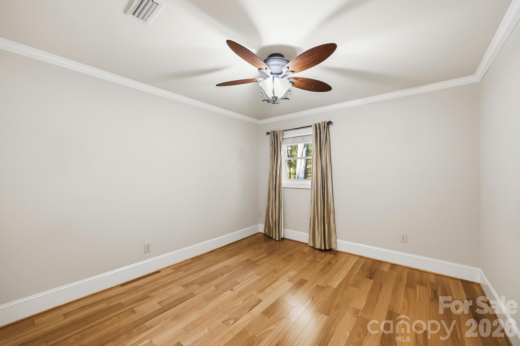 Single Family Residence at 405 Hillcrest Drive, Harrisburg, photo 28 of 48