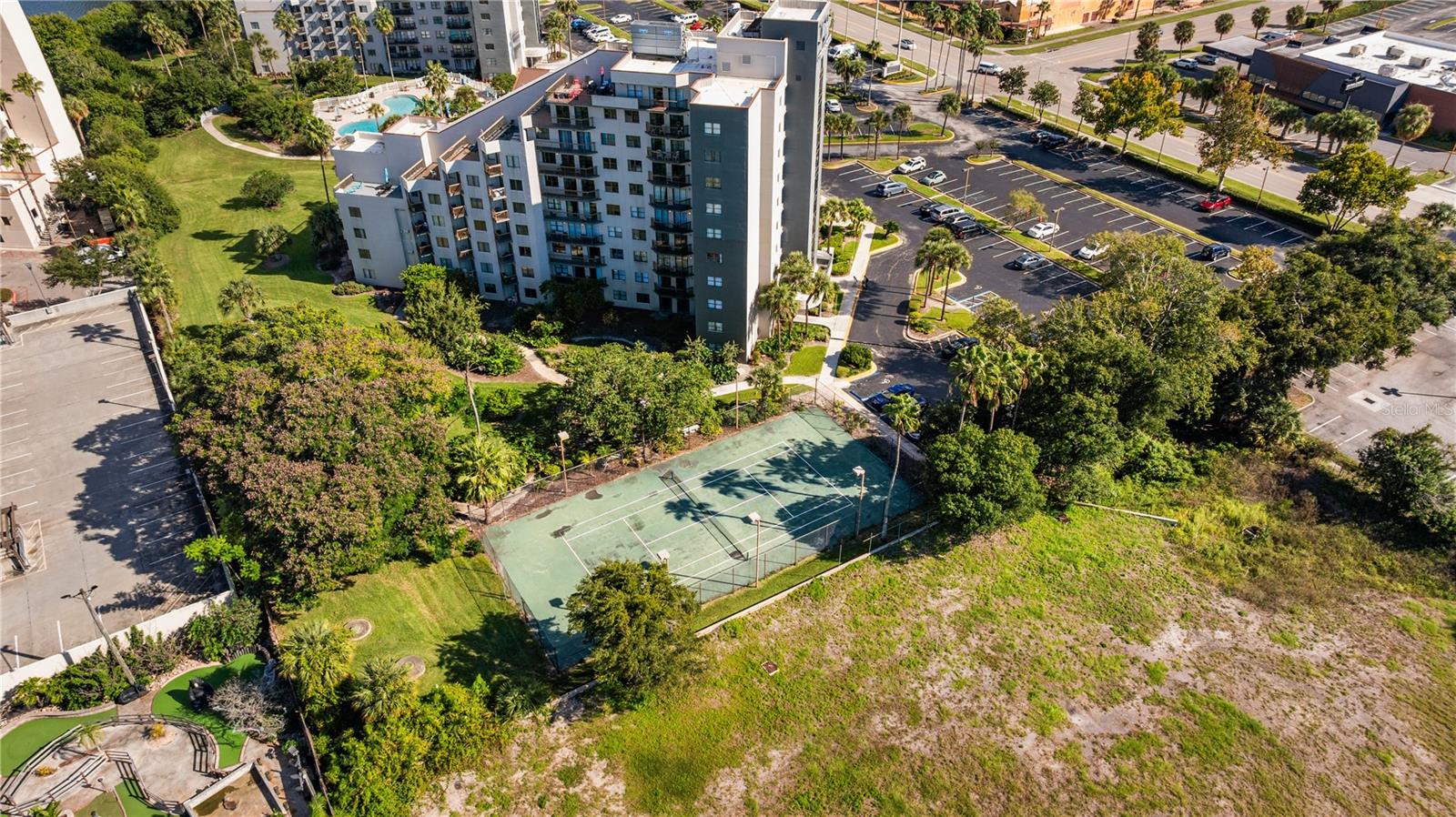 Condo - Hotel at 6165 CARRIER DR #3312, ORLANDO, photo 39 of 55